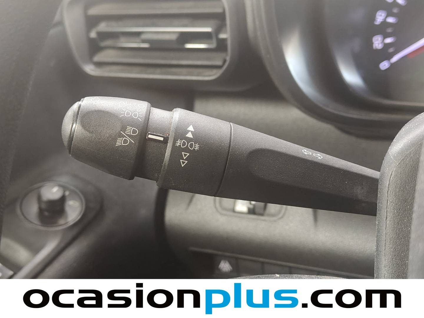 Foto Citroën Berlingo Citroen Berlingo Combi BlueHDi 100 S&S Talla M 100 Años (102 CV)