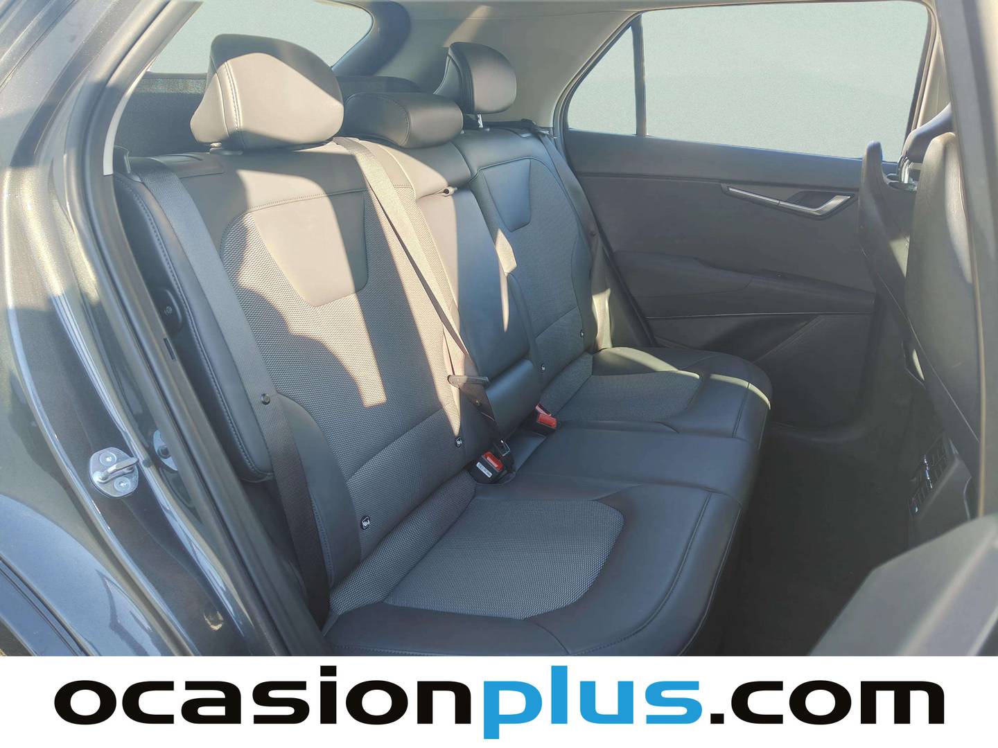 Foto KIA Niro Kia Niro 1.6 GDi HEV Drive (141 CV)