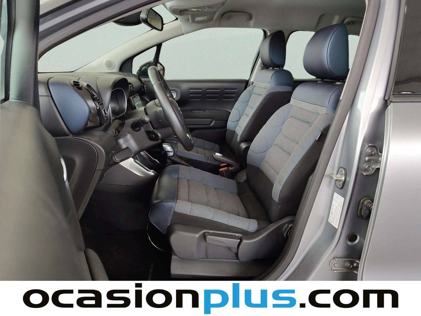 Foto asientos delanteros Citroën C3 Aircross Citroën C3 Aircross BlueHDi 120 Shine Pack EAT6 (120 CV)