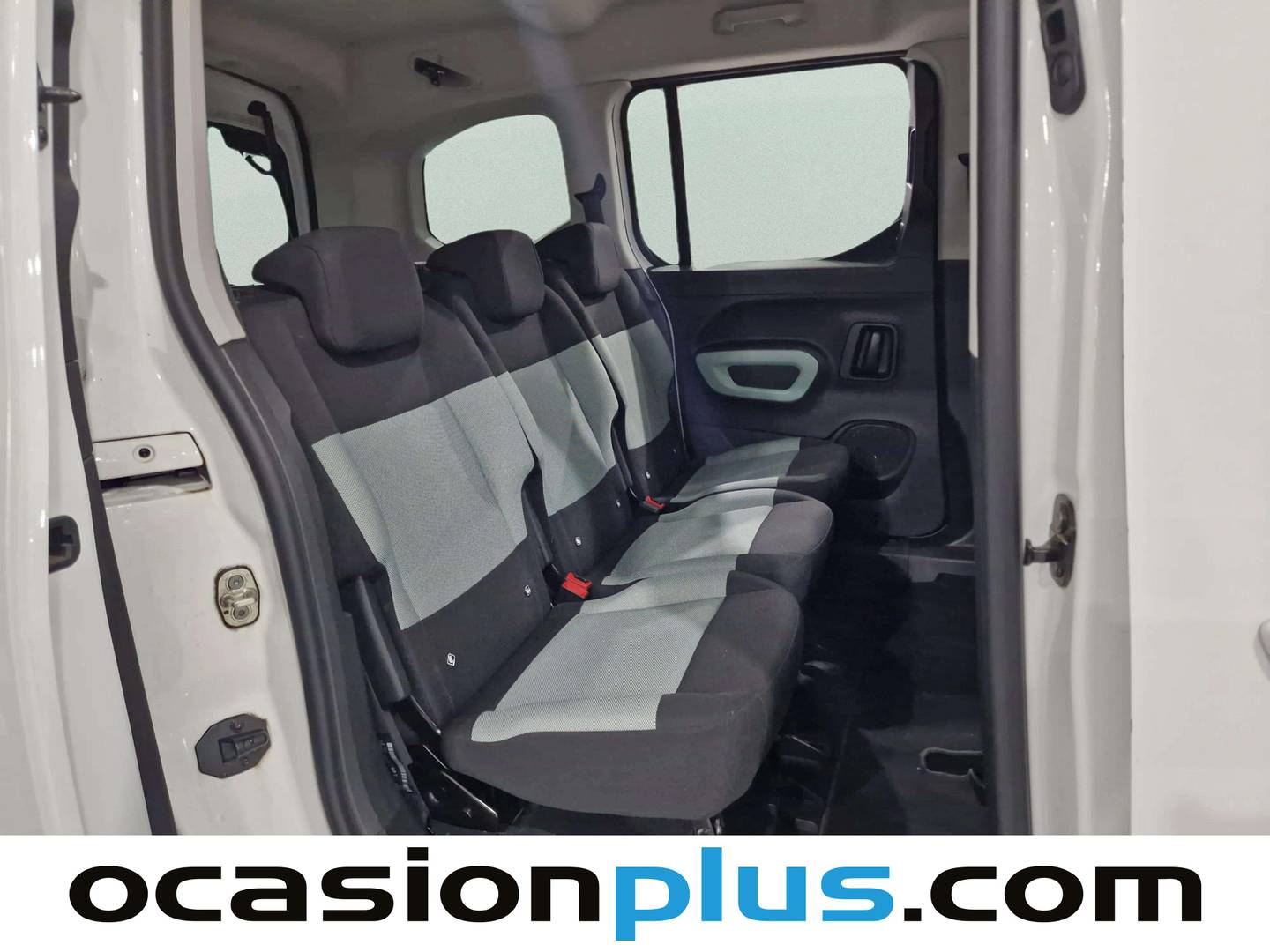 Foto Citroën Berlingo Citroen Berlingo BlueHDi 130 S&S Talla M Feel Pack  (130 CV)