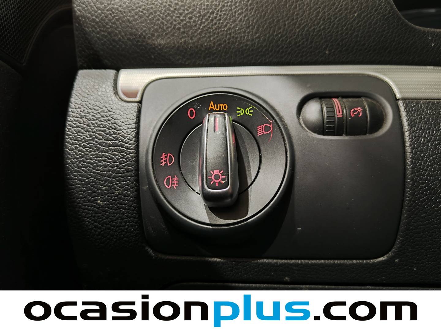 Foto Volkswagen Scirocco Volkswagen Scirocco 1.4 TSI DSG (160 CV) Pack R-Line