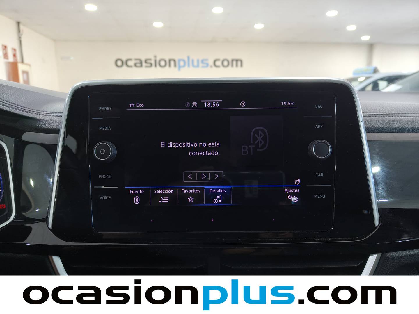 Foto Volkswagen T-Roc Volkswagen T-Roc R-Line 1.5 TSI (150 CV) DSG