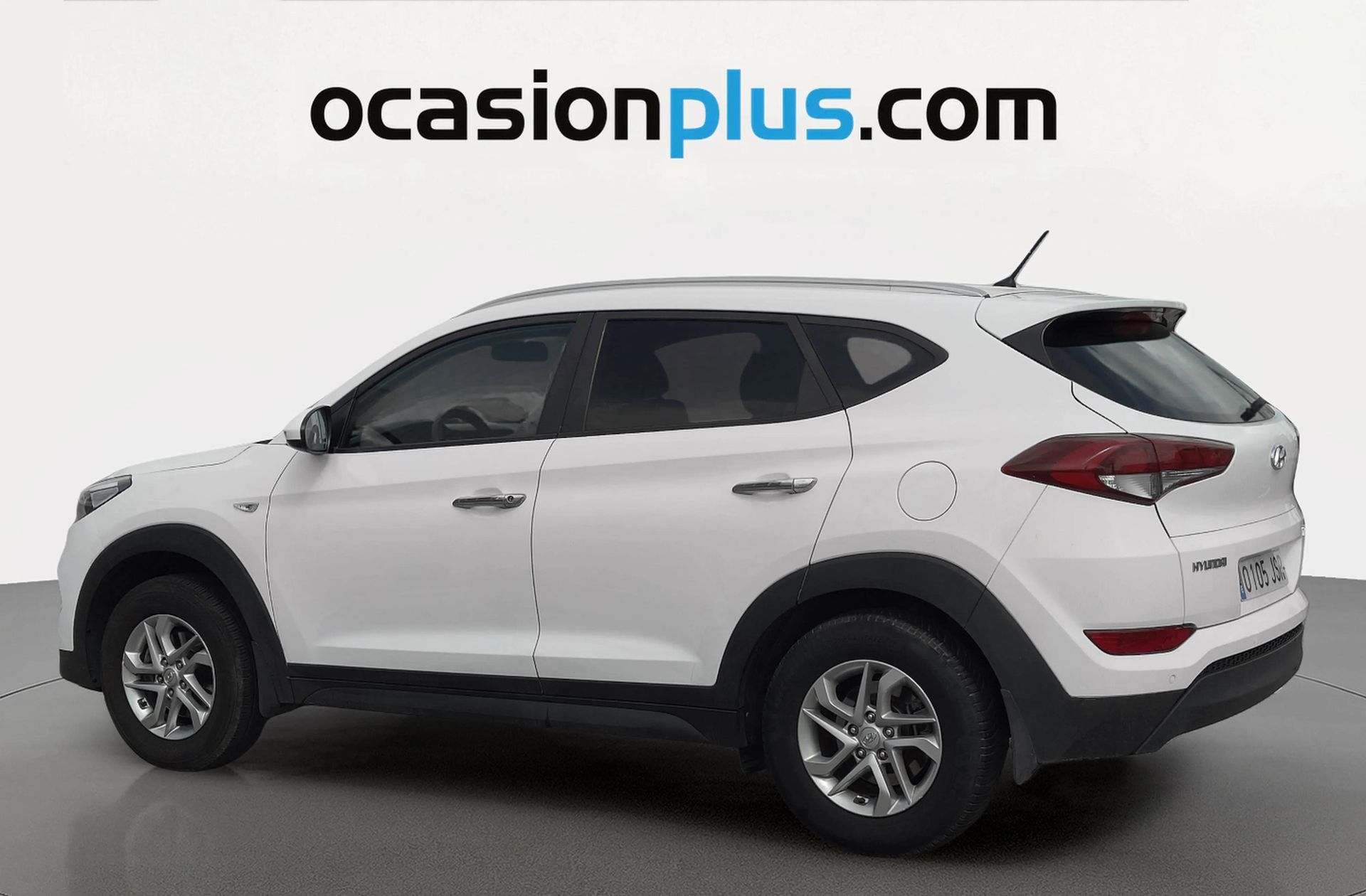 Hyundai Tucson 1.6 GDI BlueDrive Essence 4x2 - foto 3