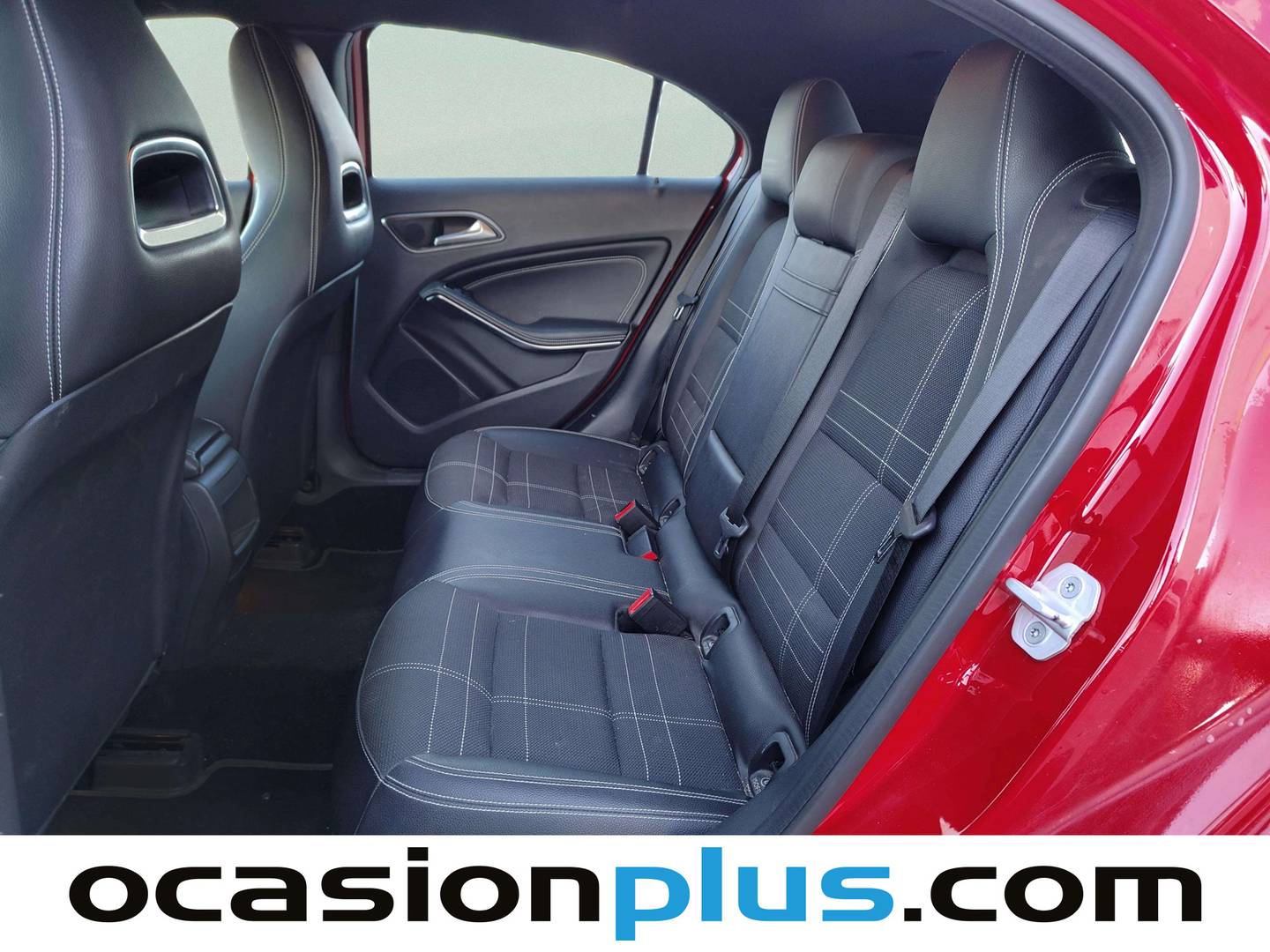 Foto asientos traseros Mercedes Clase A Mercedes-Benz Clase A 200 d Style (136 CV)