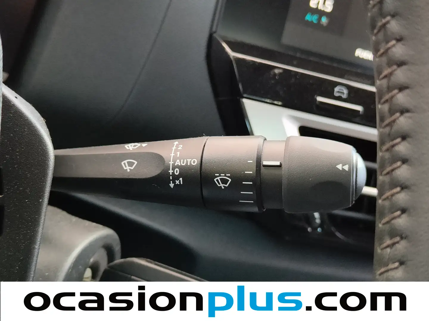 Foto Citroën C4 X Citroen C4 X PureTech 100 S&S 6v You  (102 CV)