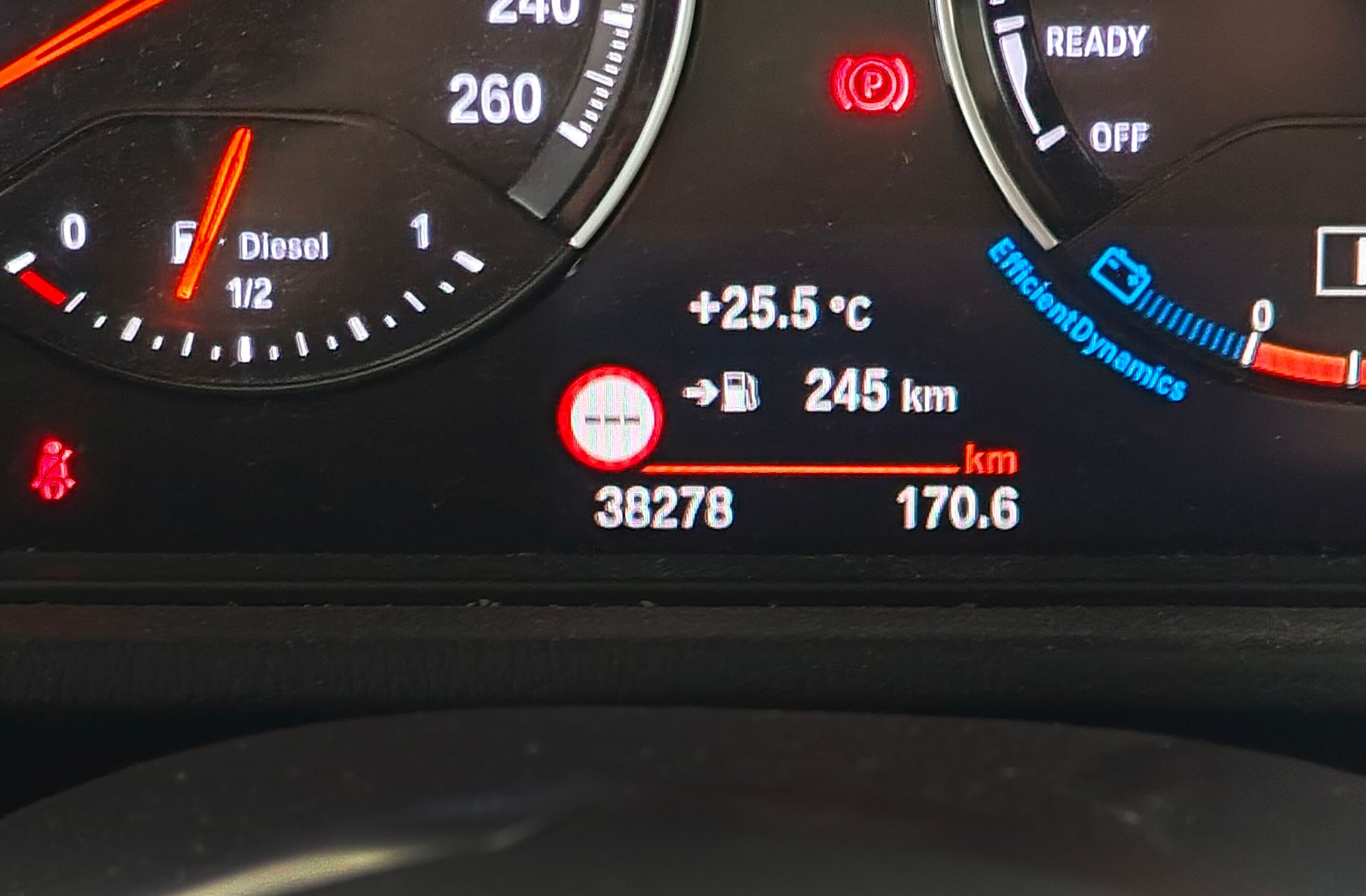 BMW X2 sDrive18d Business - foto 11