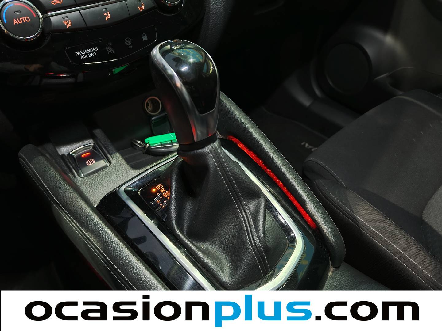 Nissan QASHQAI Nissan Qashqai 1.6 dCi N-Connecta 4x2 XTronic (130 CV) de segunda mano