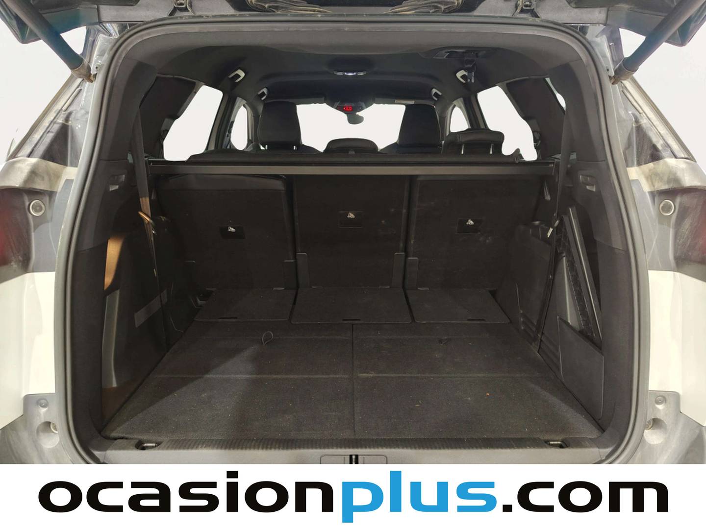 Foto Peugeot 5008 Peugeot 5008 BlueHDI 180 S&S GT Pack EAT8 (180 CV) 7 Plazas siete plazas