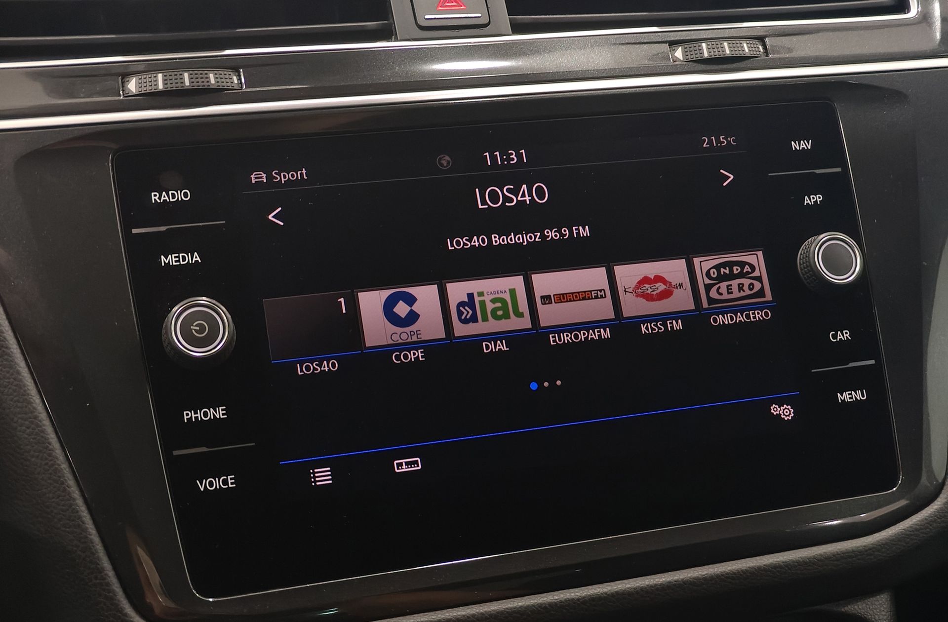 Volkswagen Tiguan Sport 2.0 TDI 4Motion DSG Pack R-Line - foto 34