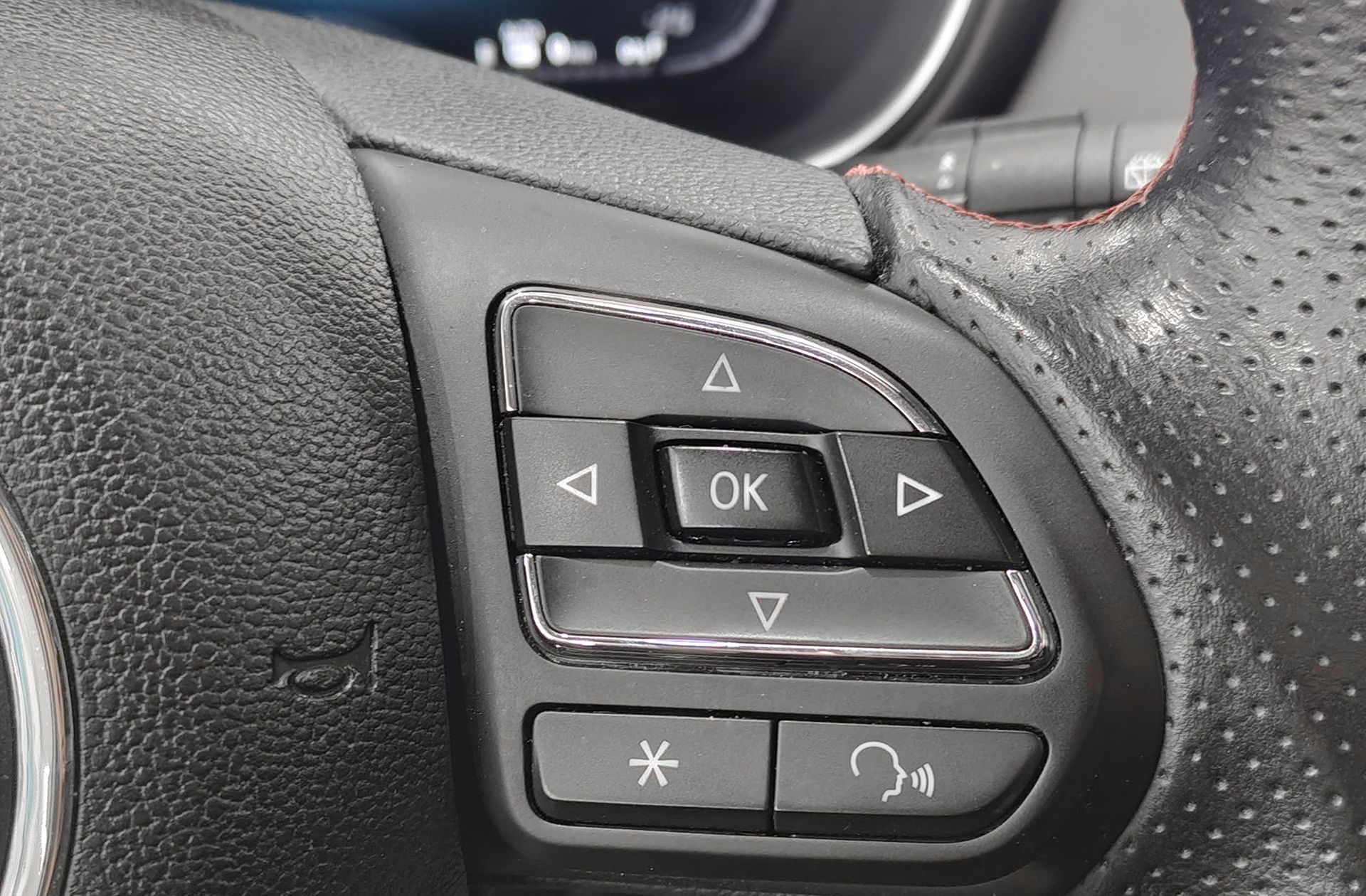 MG eHS 1.5T-GDI PHEV Luxury - foto 28