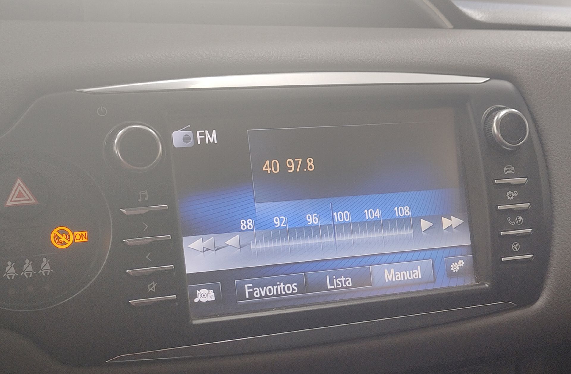 Toyota Yaris 1.5 Hybrid Active - foto 31