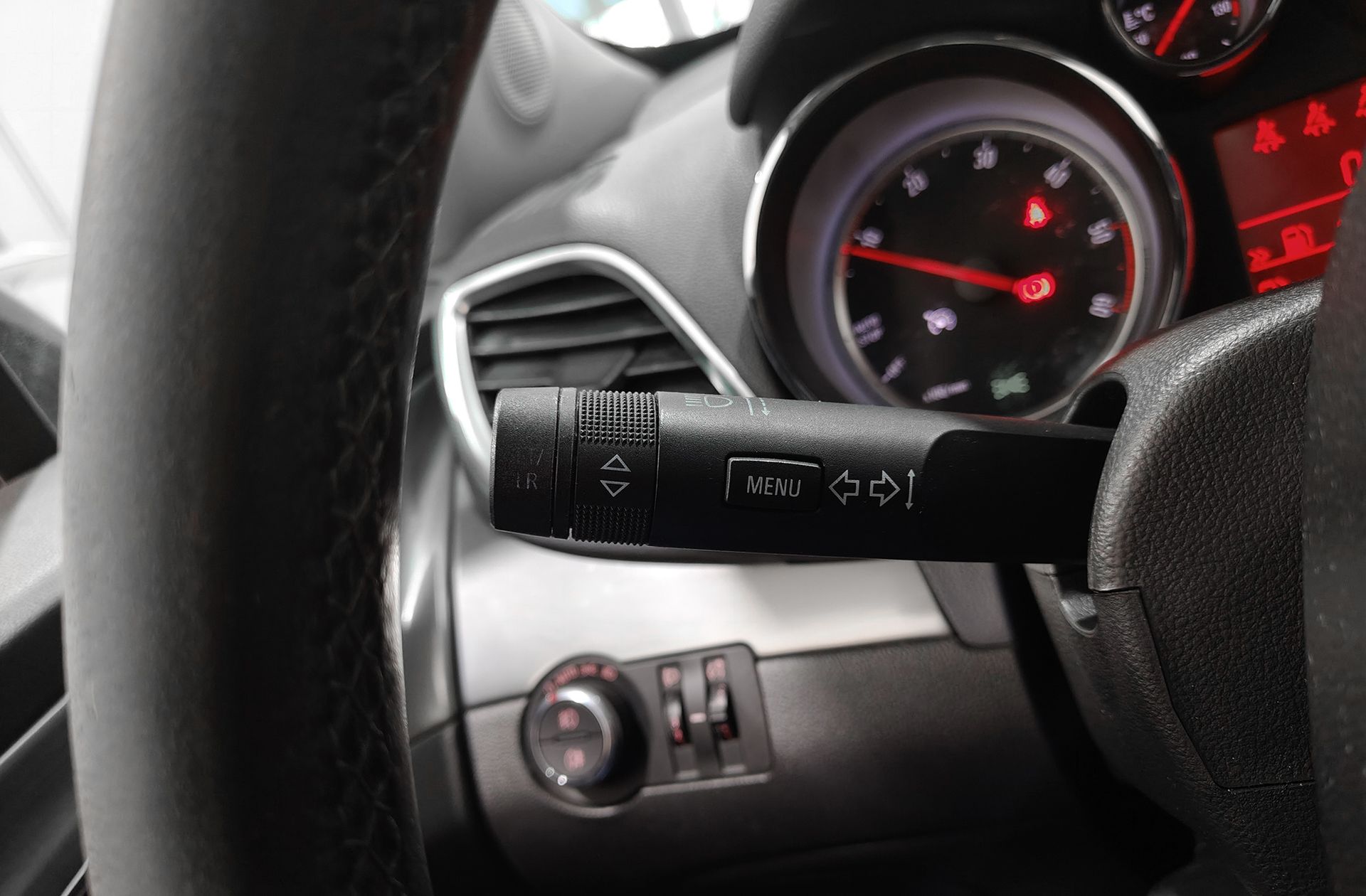 Opel Mokka 1.6 CDTI Excellence 4x2 - foto 28