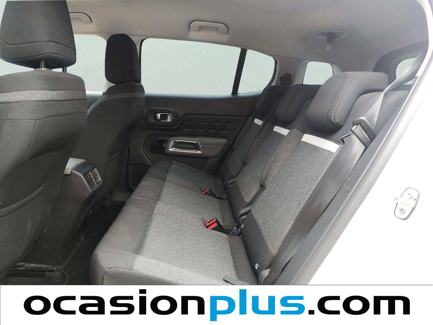 Foto asientos traseros Citroën C5 Aircross Citroën C5 Aircross PureTech 130 S&S Live (131 CV)