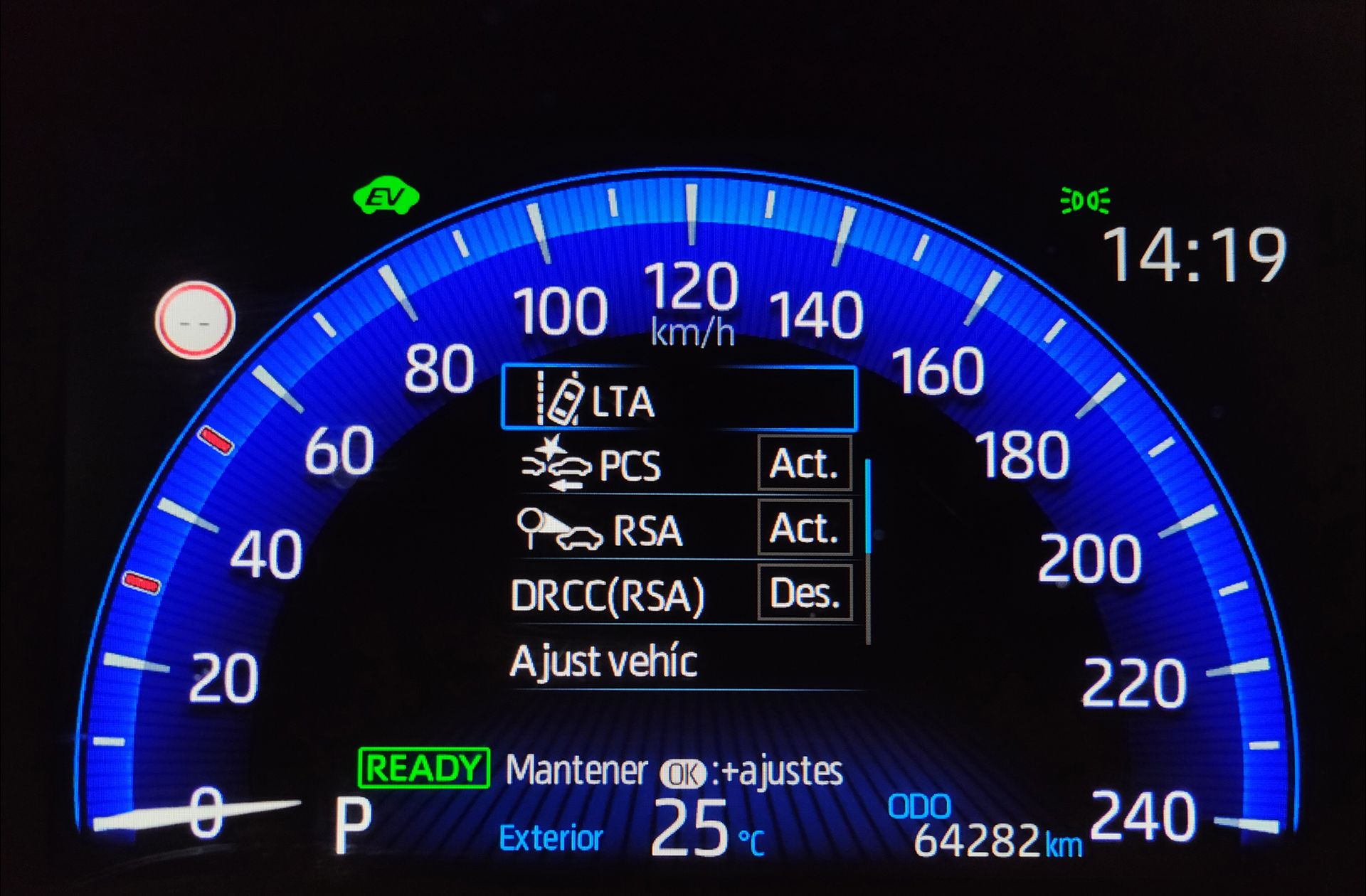 Toyota Corolla 180H FEEL! E-CVT - foto 14