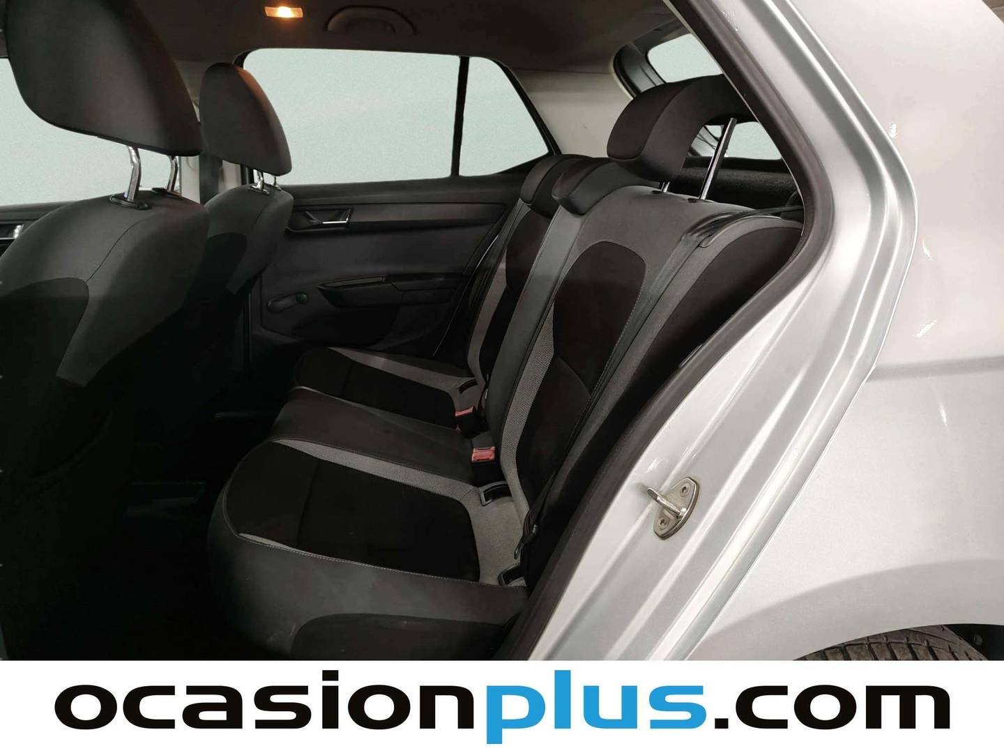 Foto asientos traseros Skoda Fabia Skoda Fabia 1.0 MPI Ambition (75 CV)