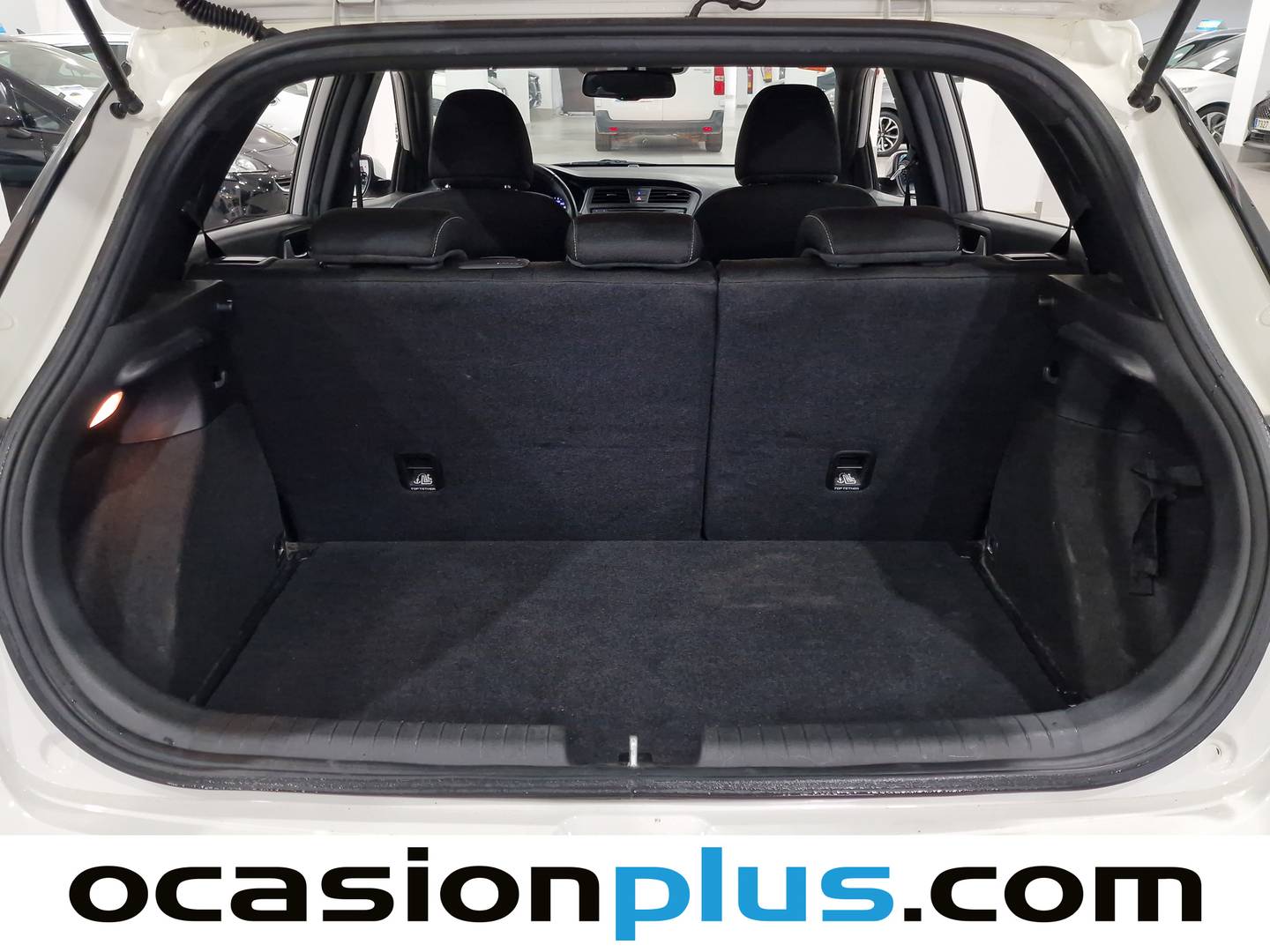 Fotos maletero Hyundai i20 Hyundai i20 1.2 MPI Elegant Nav (84 CV)