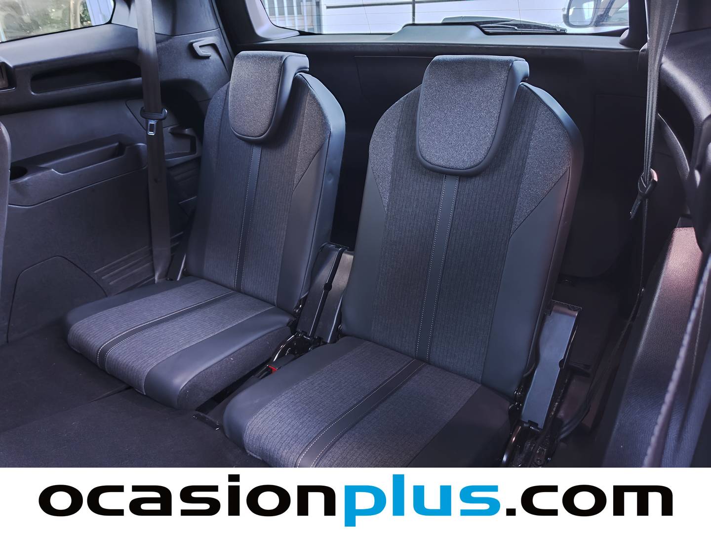 Foto asientos delanteros Peugeot 5008 Peugeot 5008 PureTech 130 GT Line (130 CV)