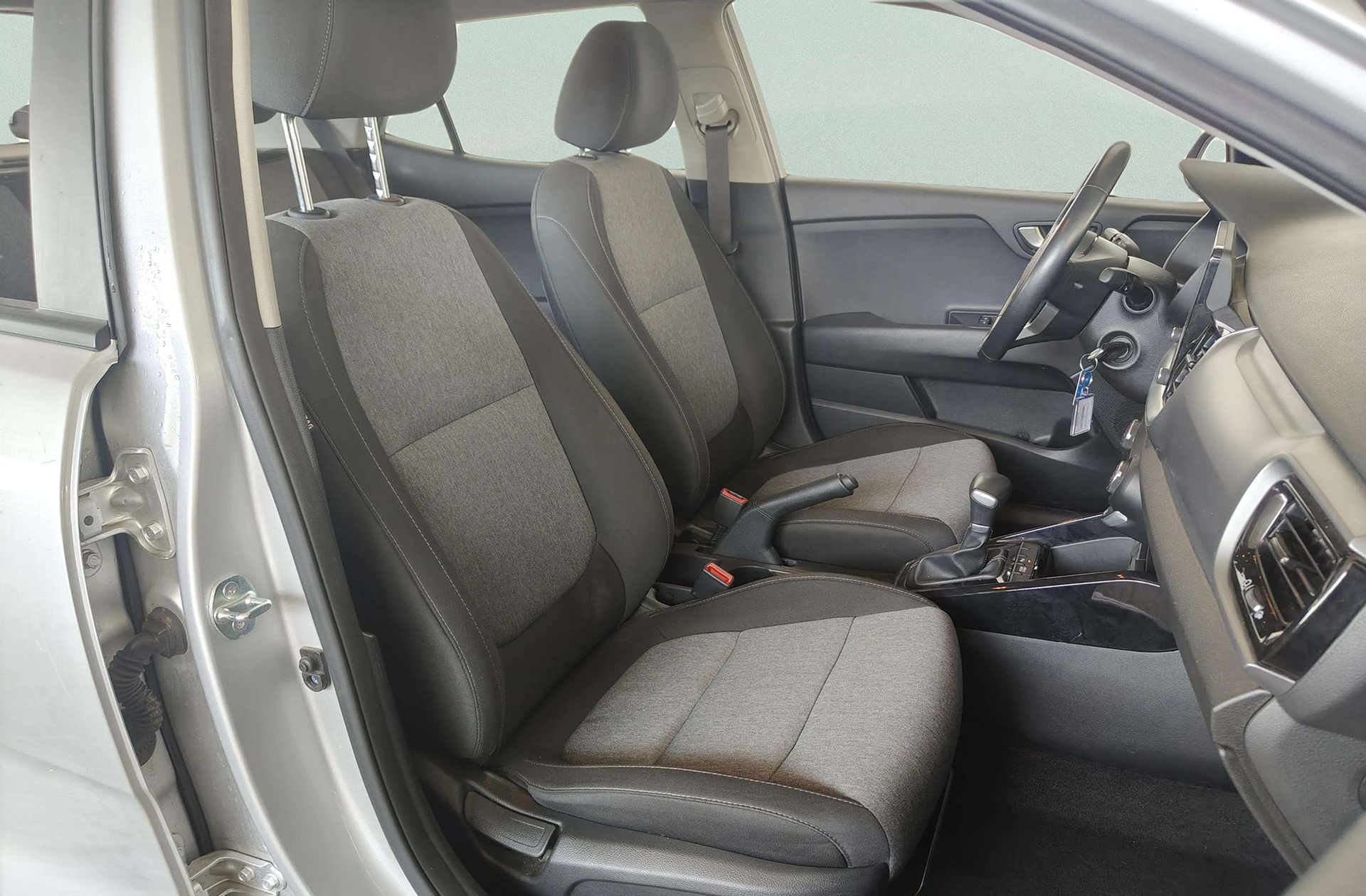 Kia Stonic 1.0 T-GDi Drive DCT - foto 20
