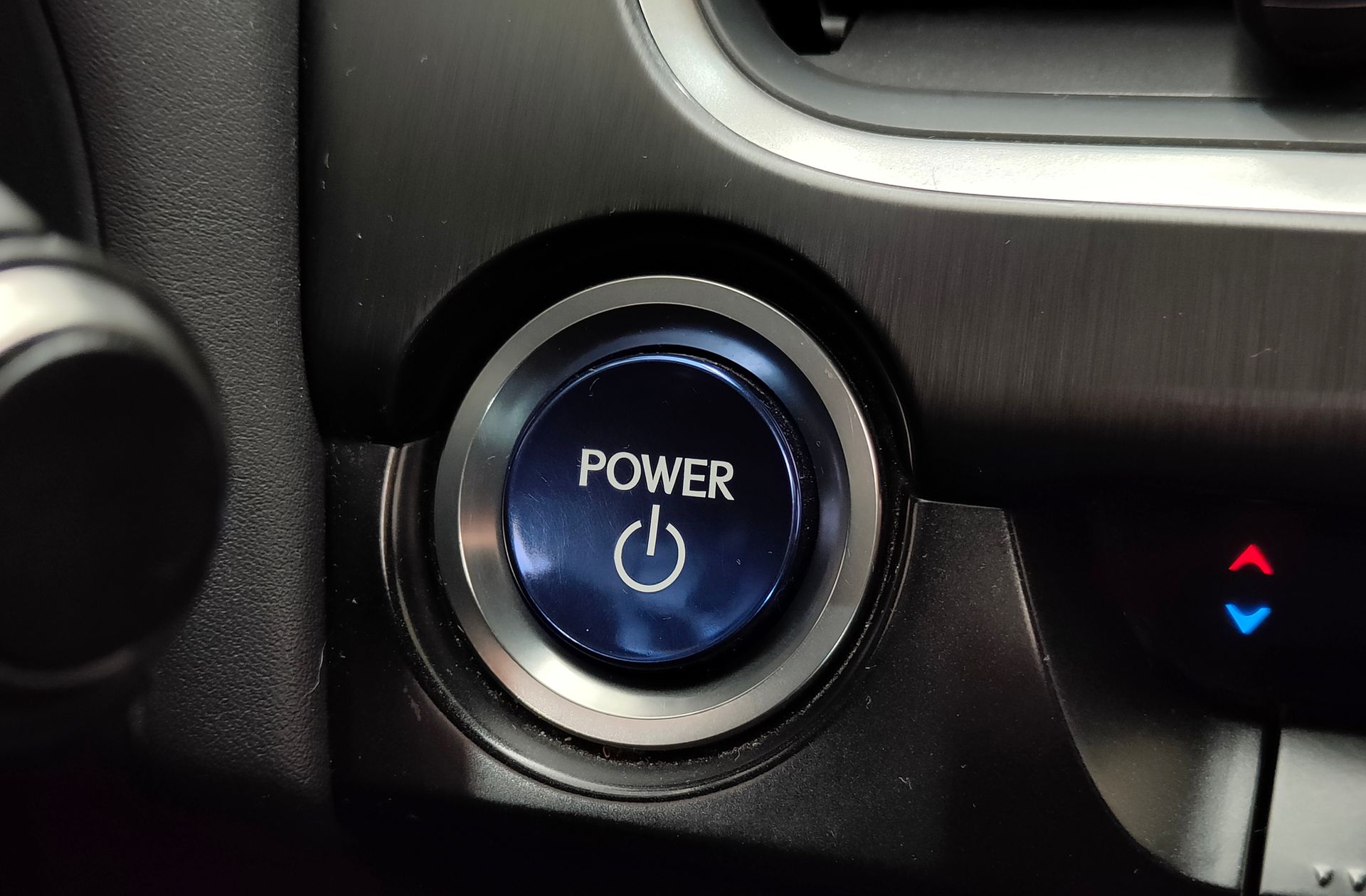 Lexus UX 250h Luxury - foto 35
