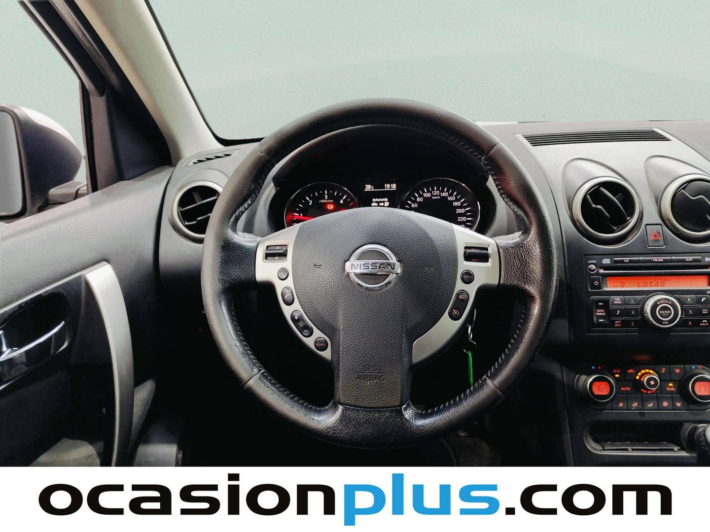 Extras y acabados del Nissan QASHQAI Nissan Qashqai dCi 105 Acenta 4x2 (106 CV)