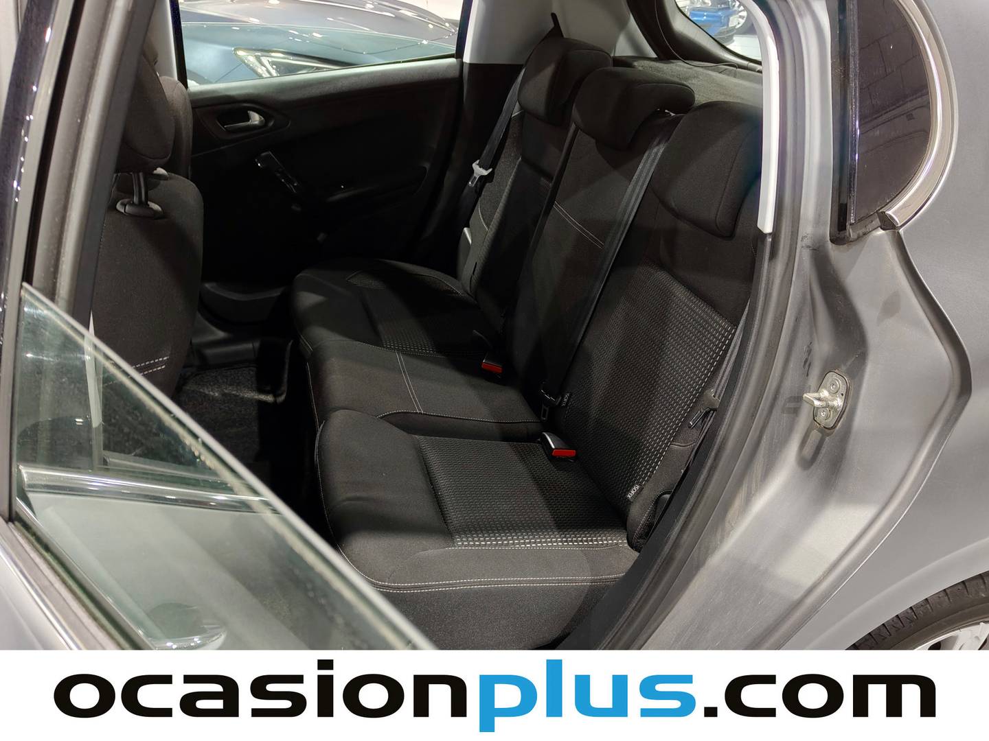 Peugeot 208 Peugeot 208 1.2L PureTech Allure (110 CV) manual