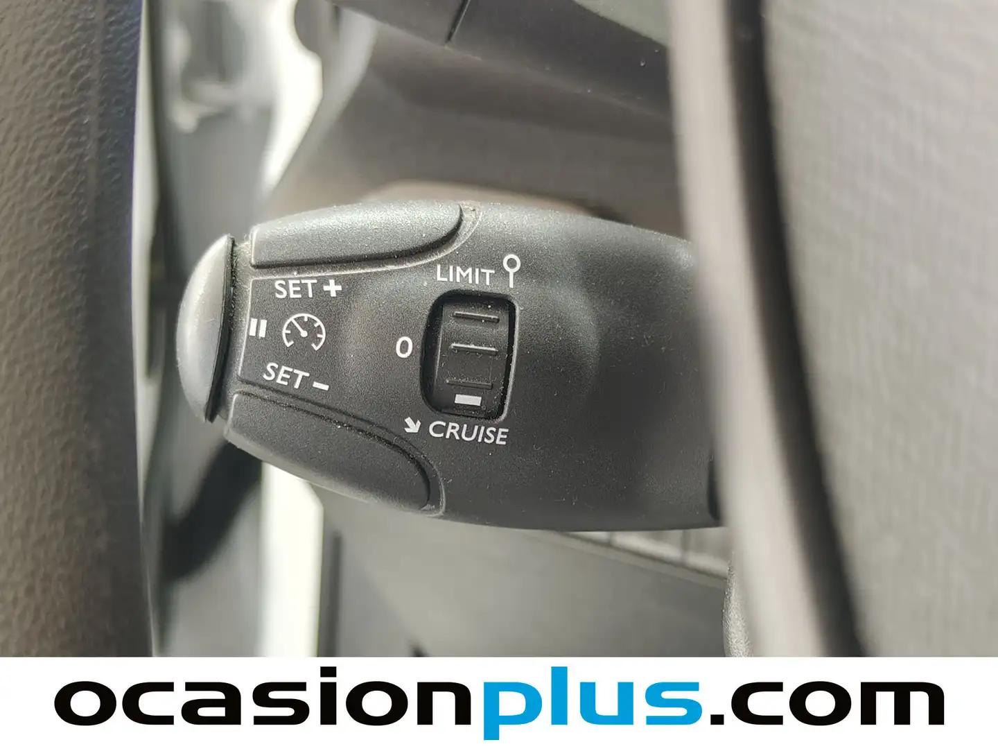 Foto Peugeot Partner Peugeot Partner Furgon BlueHDi 100 S&S Pro Standard 600kg (98 CV)