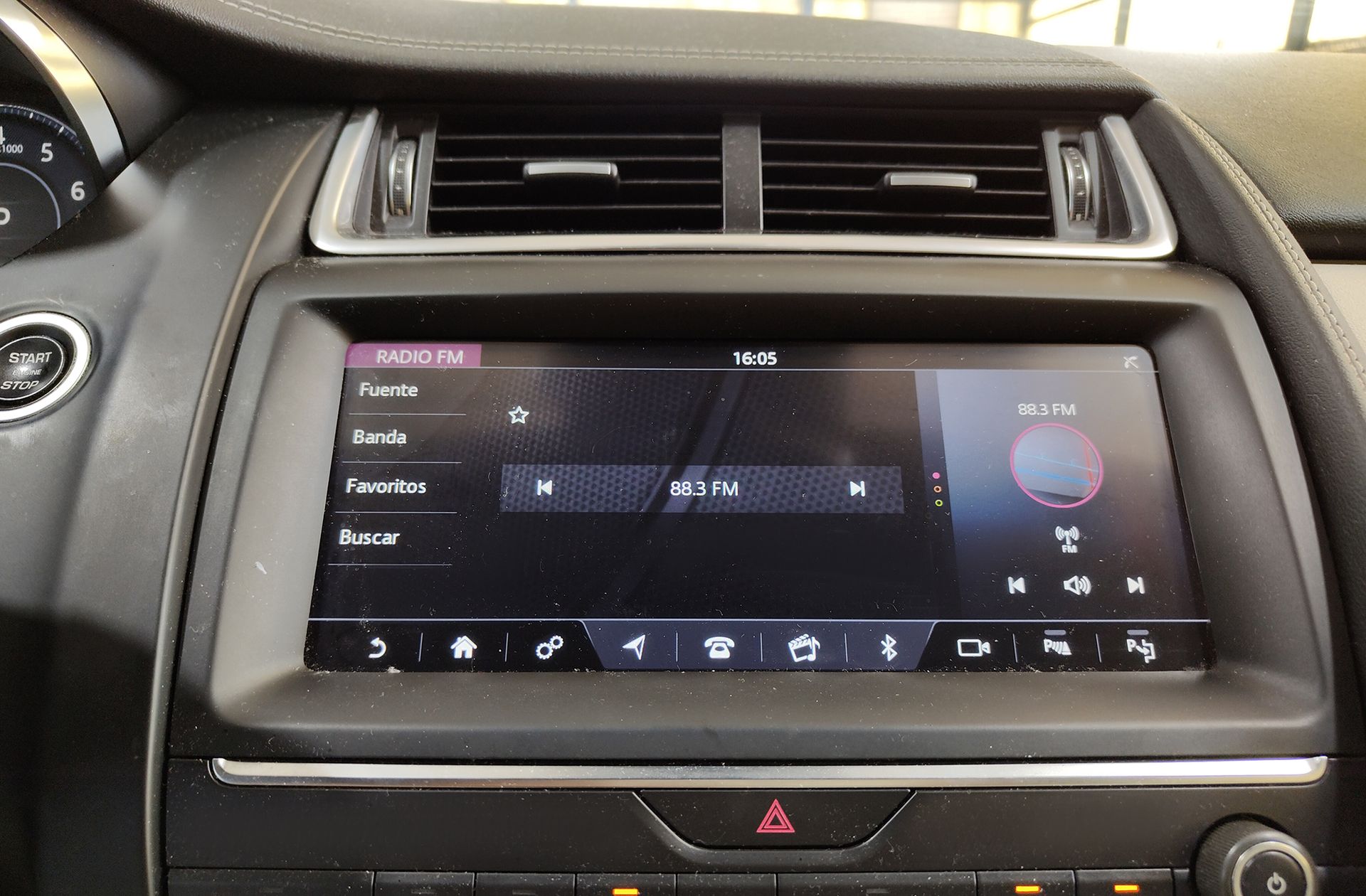 Jaguar E-Pace 2. R-Dynamic SE 4WD - foto 31