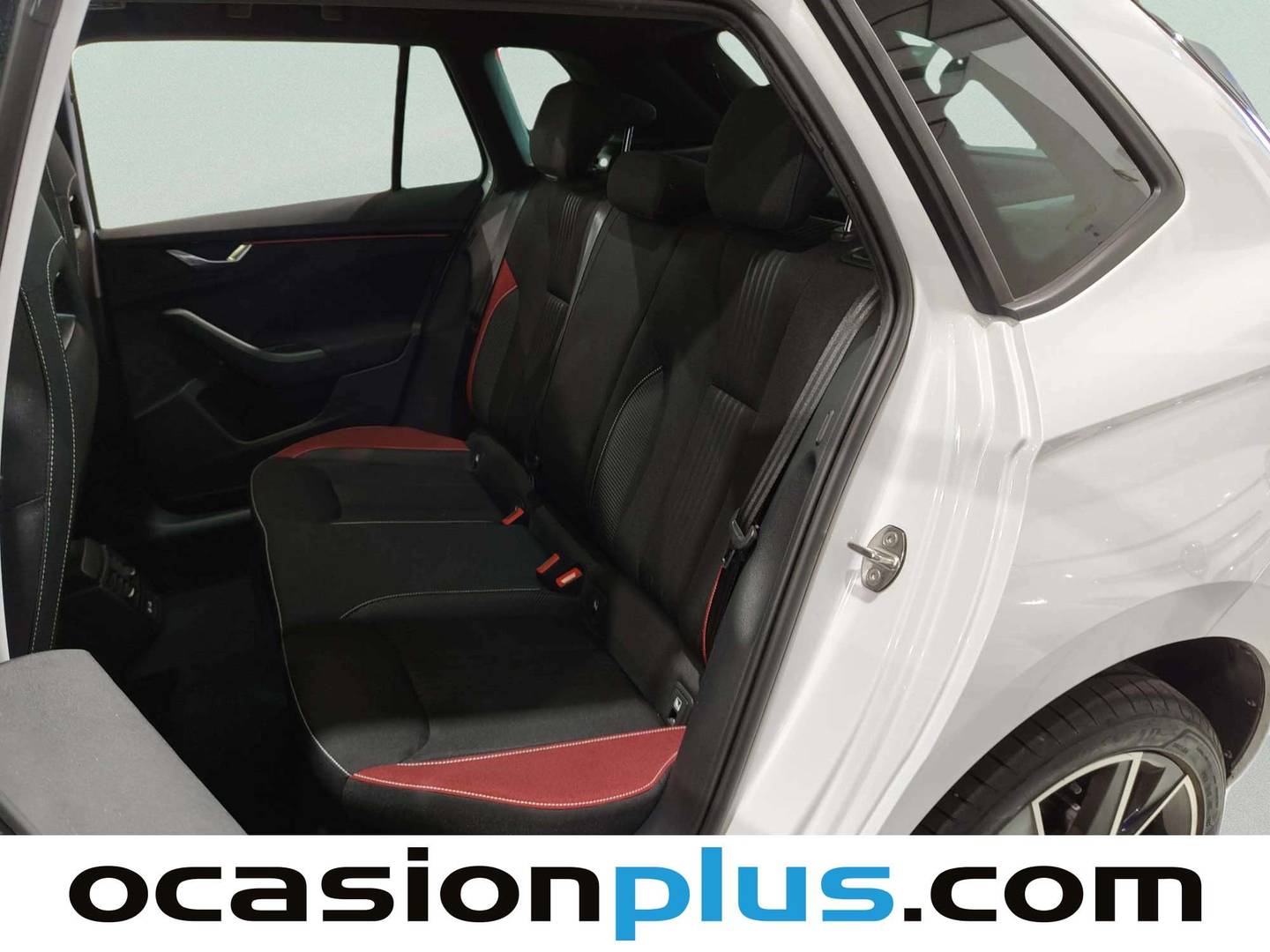 Foto asientos traseros Skoda Kamiq Skoda Kamiq 1.5 TSI Montecarlo DSG (150 CV)