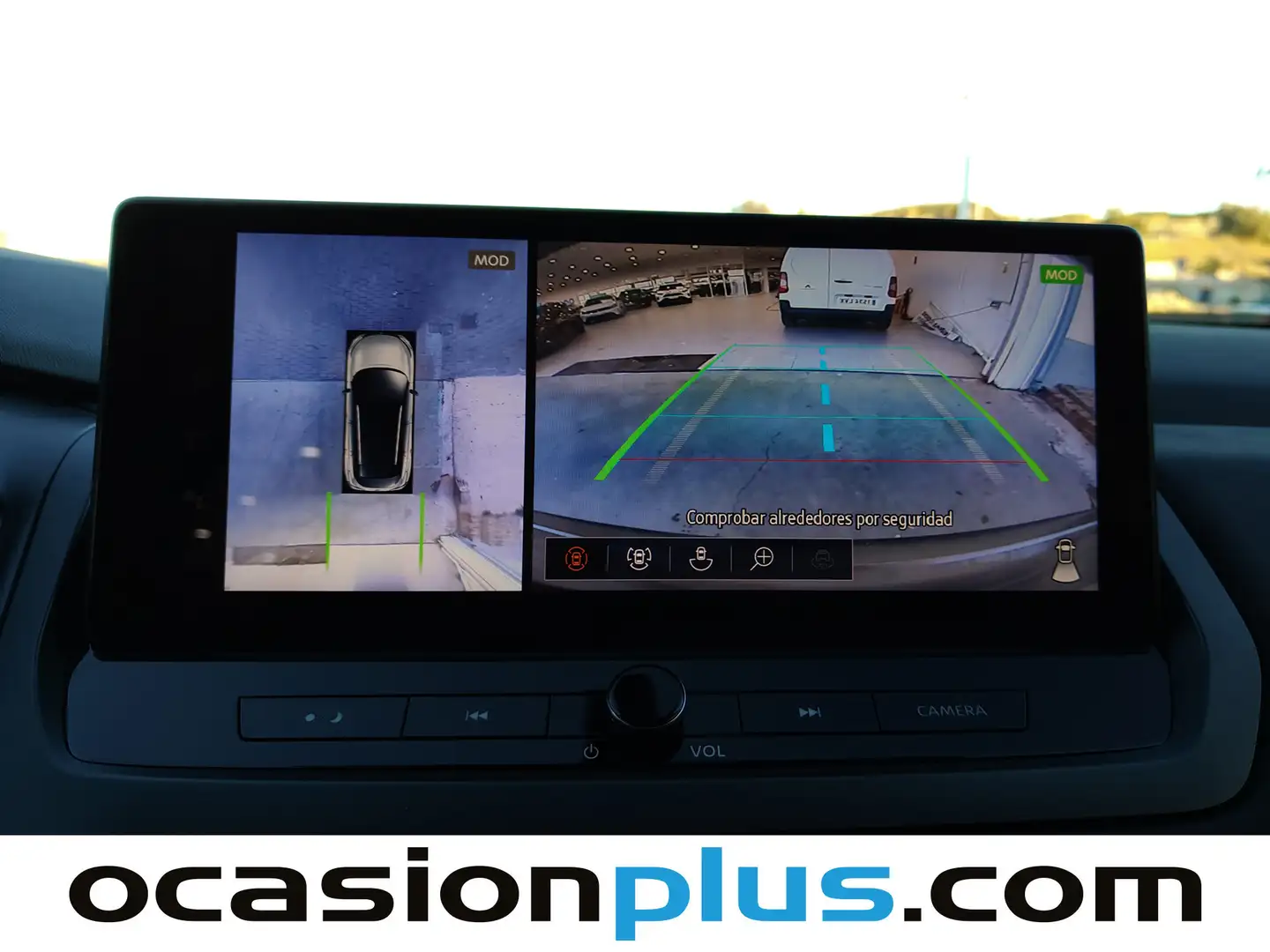 Foto Nissan QASHQAI Nissan Qashqai DIG-T 140 mHEV N-Connecta 4x2 (140 CV)