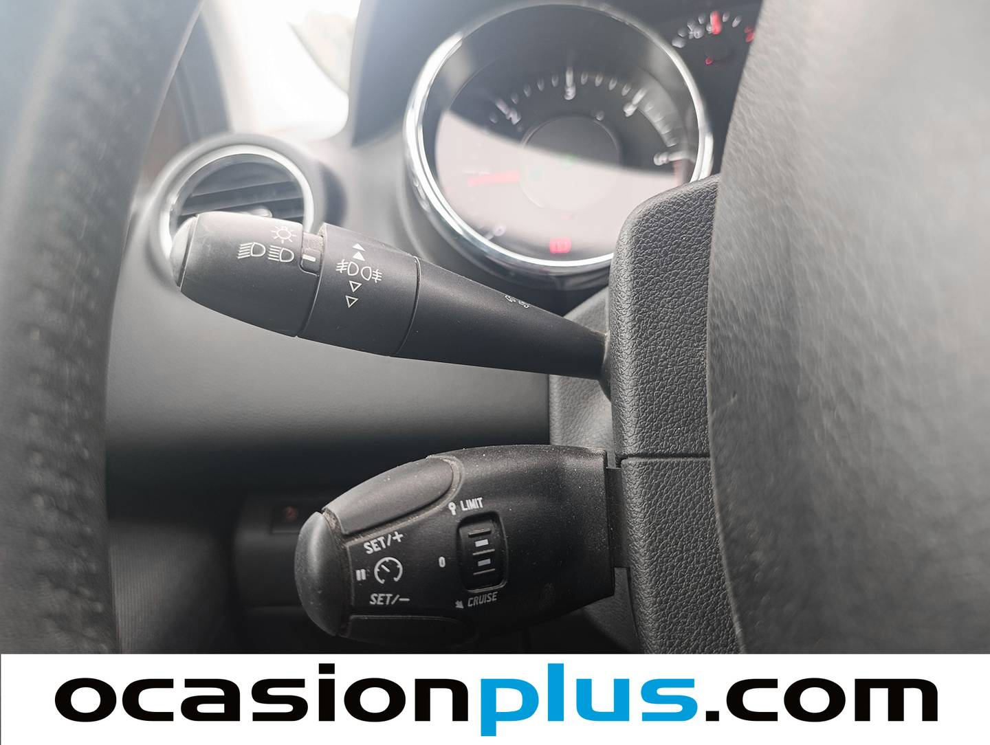 Equipamiento del Peugeot 3008 Peugeot 3008 1.6 BlueHDI FAP Style (120 CV)