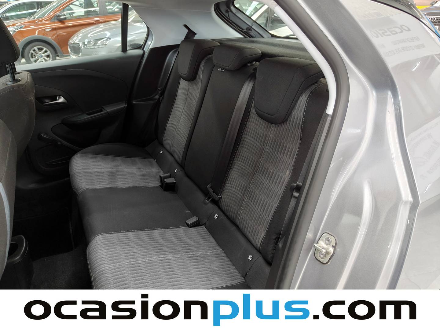 Foto asientos traseros Opel Corsa Opel Corsa 1.5D DT Edition (102 CV)