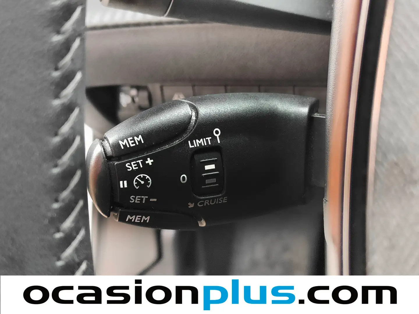 Foto Peugeot 2008 Peugeot 2008 PureTech 130 S&S Allure Pack (130 CV)