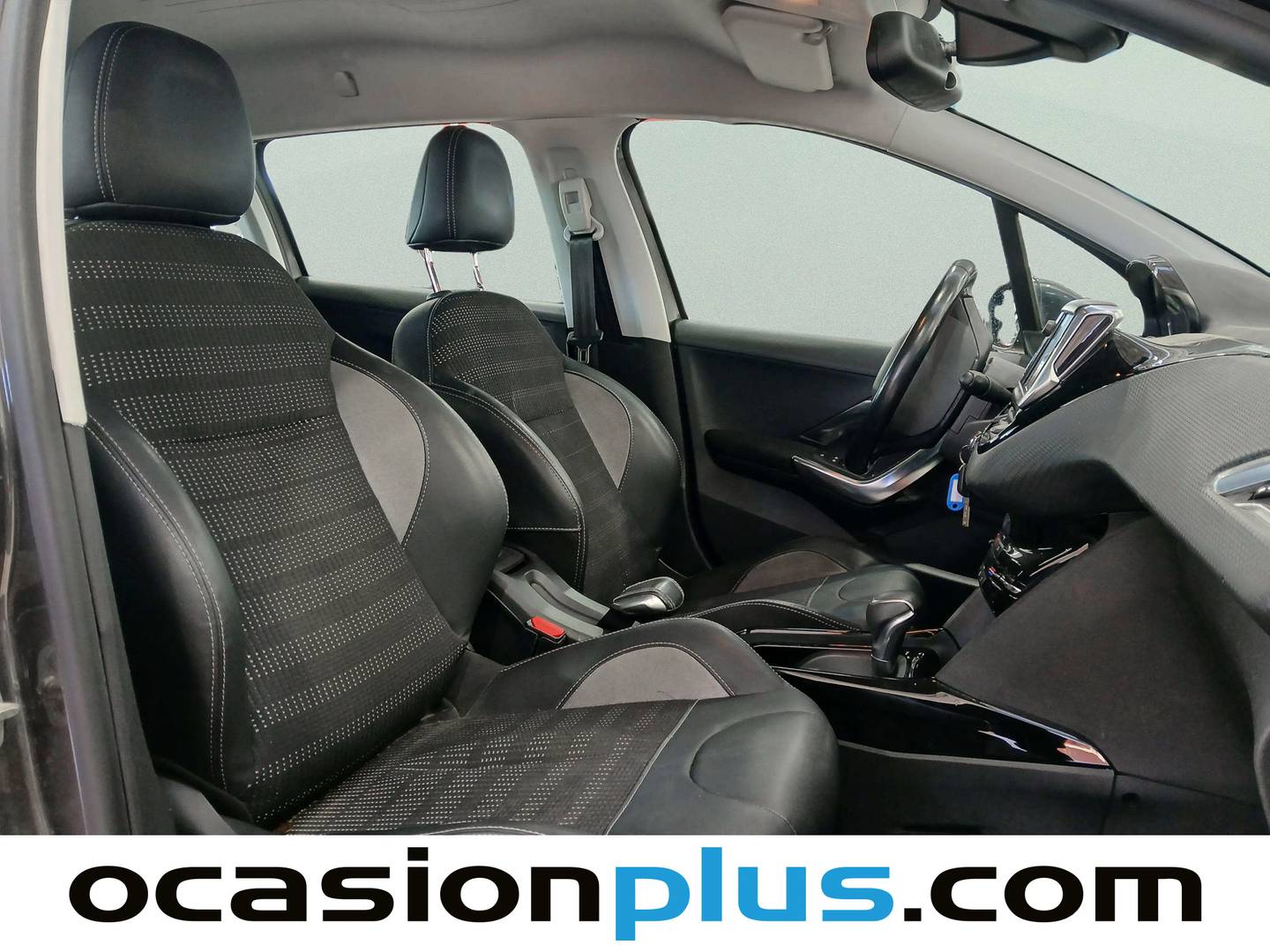 Foto Peugeot 2008 Peugeot 2008 PureTech 110 S&S Allure EAT6 (110 CV)