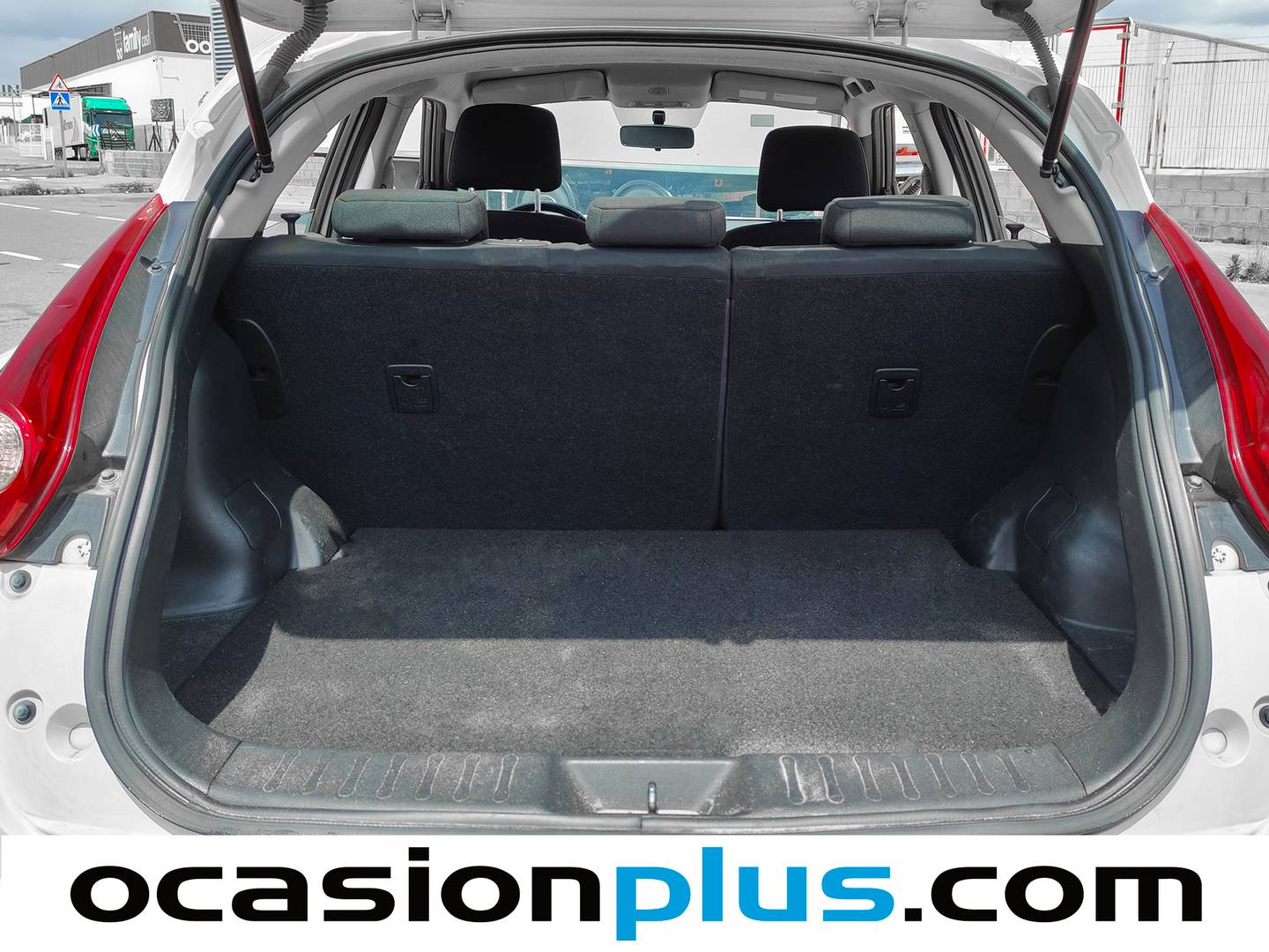 Fotos maletero Nissan JUKE Nissan Juke 1.6 Acenta 4X2 (117 CV)