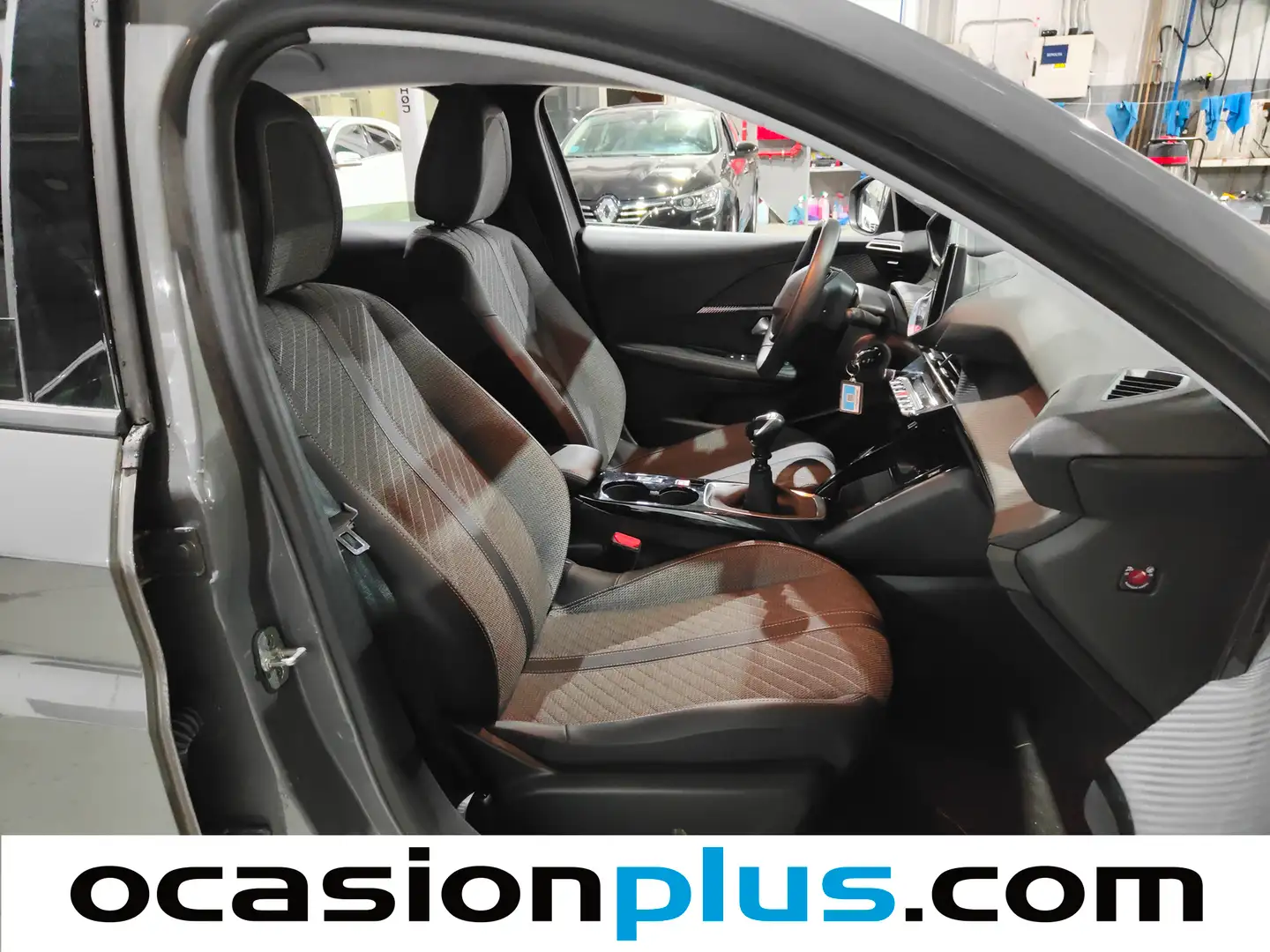 Foto Peugeot 208 Peugeot 208 PureTech 100 Allure (100 CV)