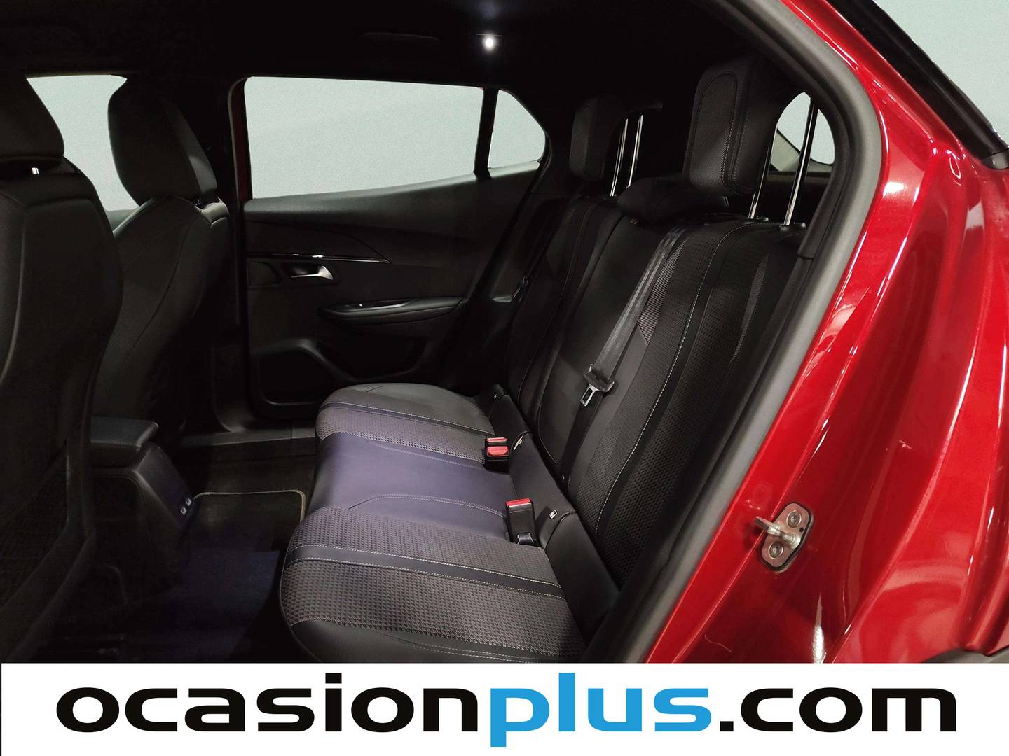 Foto asientos traseros Peugeot 2008 Peugeot 2008 PureTech 130 S&S GT (130 CV)