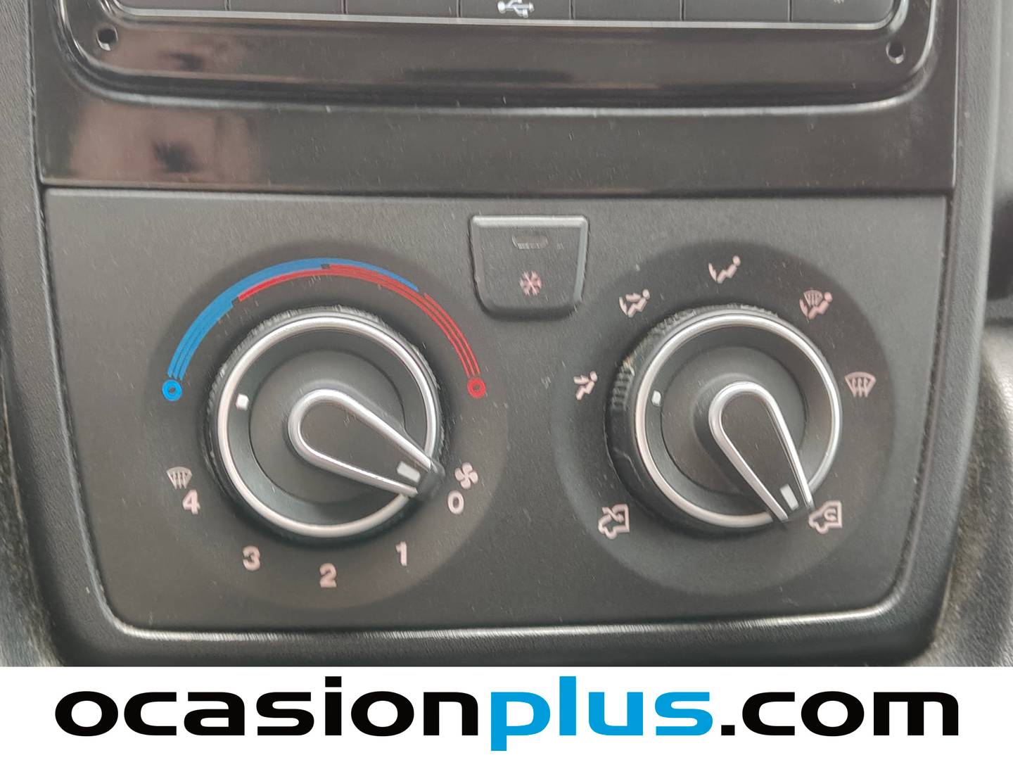 Acabados Opel Movano Opel Movano Furgon 2.2 BlueHDi Base L3H2 3.5T (140 CV)