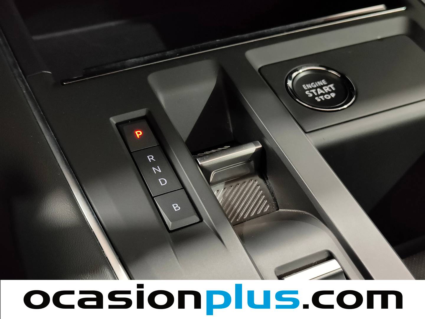 Foto Citroën C5 Aircross Citroen C5 Aircross Plug-in Hybrid 180 Plus e-EAT8 (180 CV)