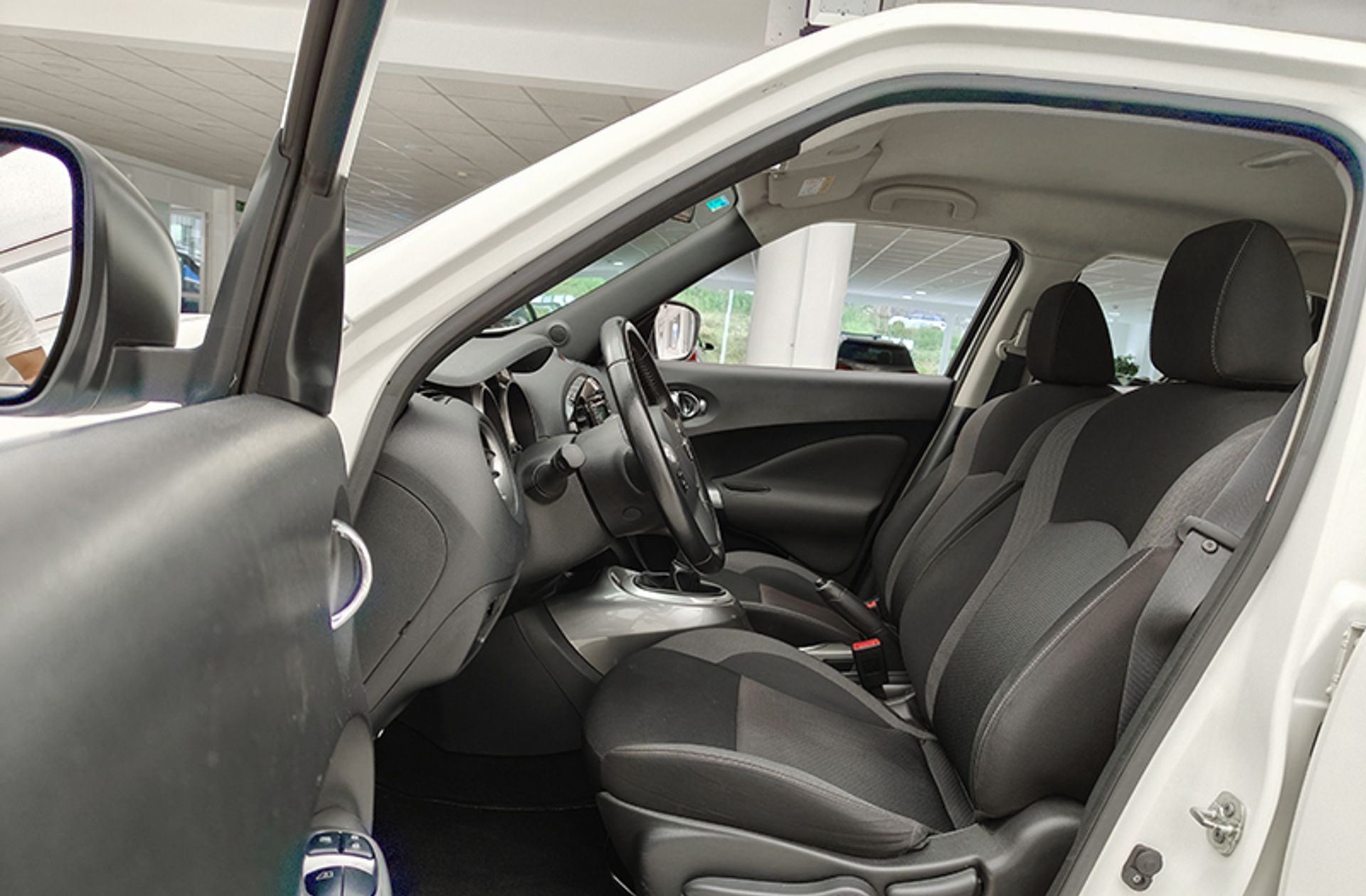 Nissan Juke G Acenta - foto 8