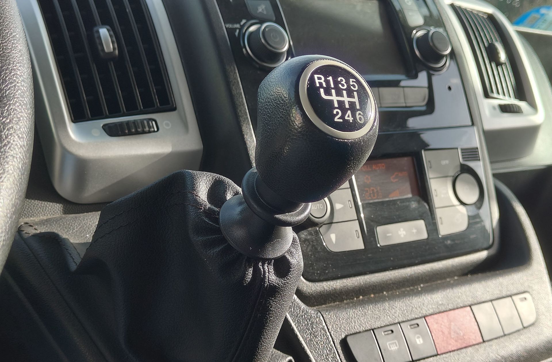 Fiat Ducato Furgon 3.0 Natural Power GNC 35 L2H1 - foto 5