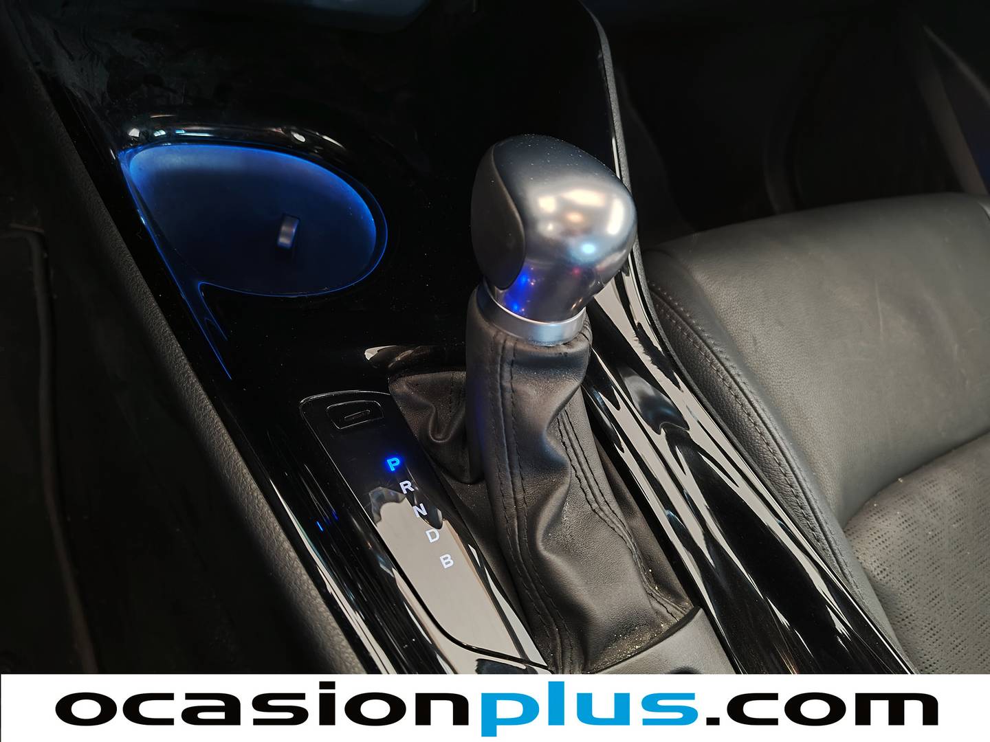 Toyota C-HR Toyota C-HR 1.8 125H Dynamic Plus (122 CV) de segunda mano