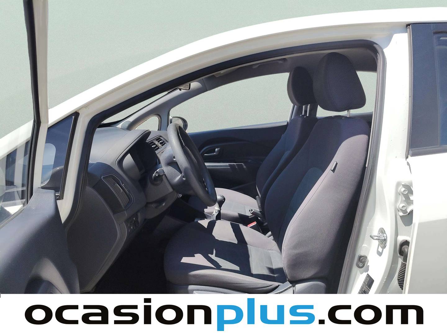 Foto asientos delanteros KIA Rio KIA Rio 1.2 CVVT Concept (84 CV)