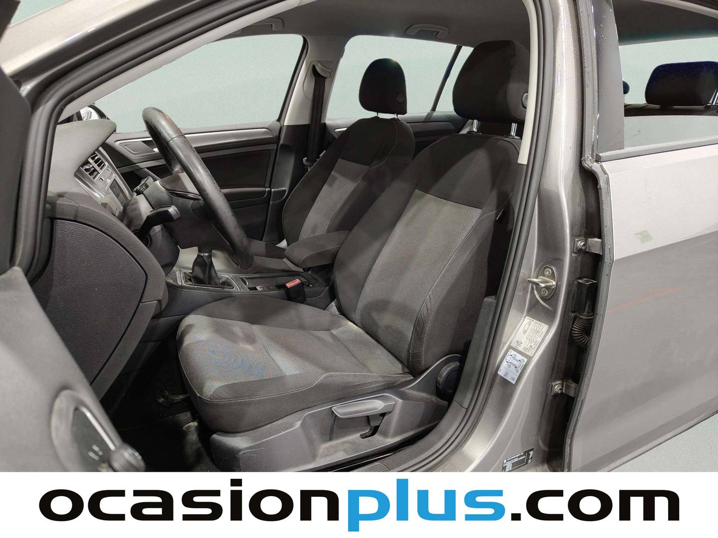 Foto asientos traseros Volkswagen Golf Volkswagen Golf Business 1.6 TDI BMT (110 CV)