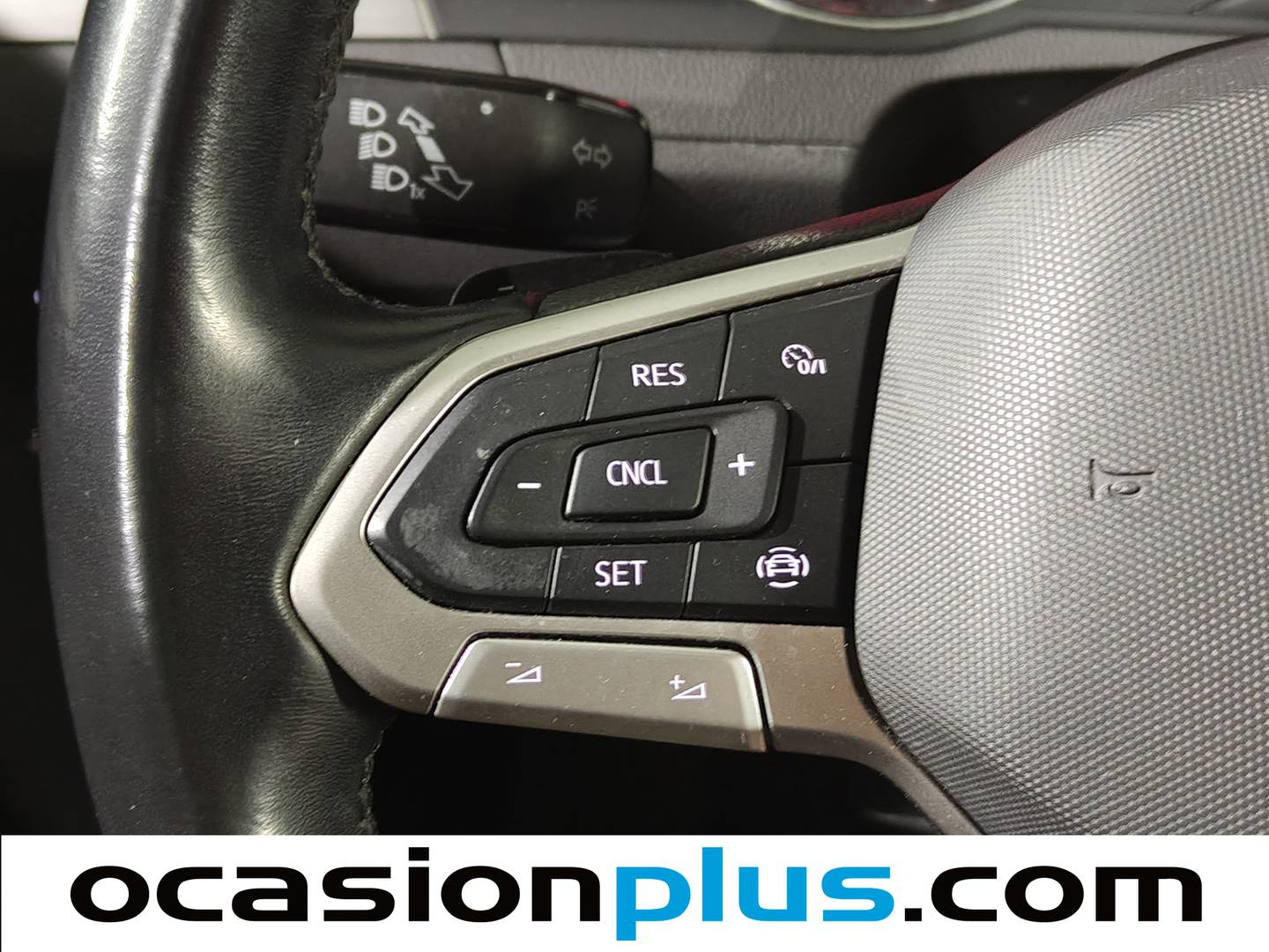 Foto Volkswagen Passat Volkswagen Passat Business 2.0 TDI (122 CV) DSG