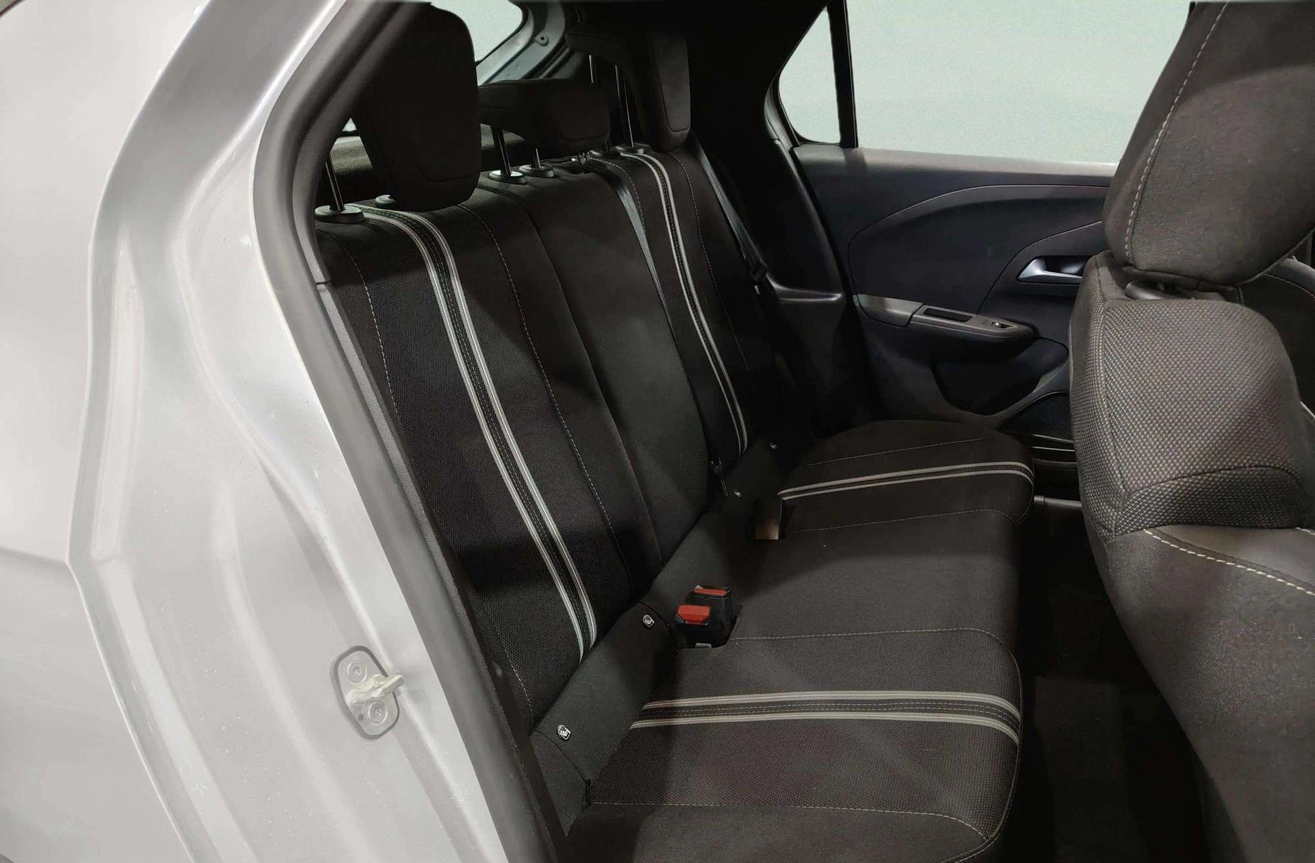 Opel Corsa 1.2T XHL GS - foto 18