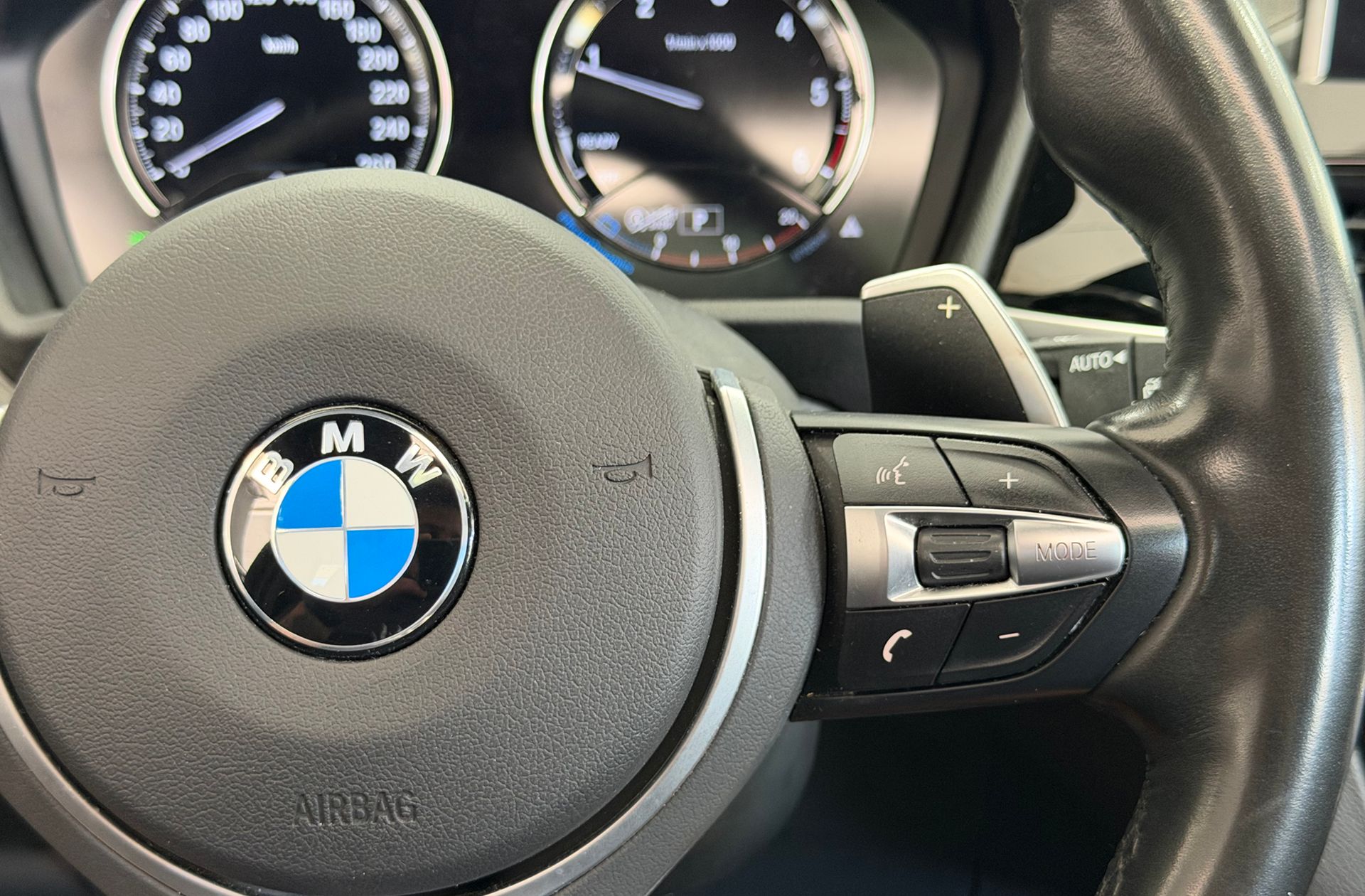 BMW X2 sDrive18d Pack M - foto 32