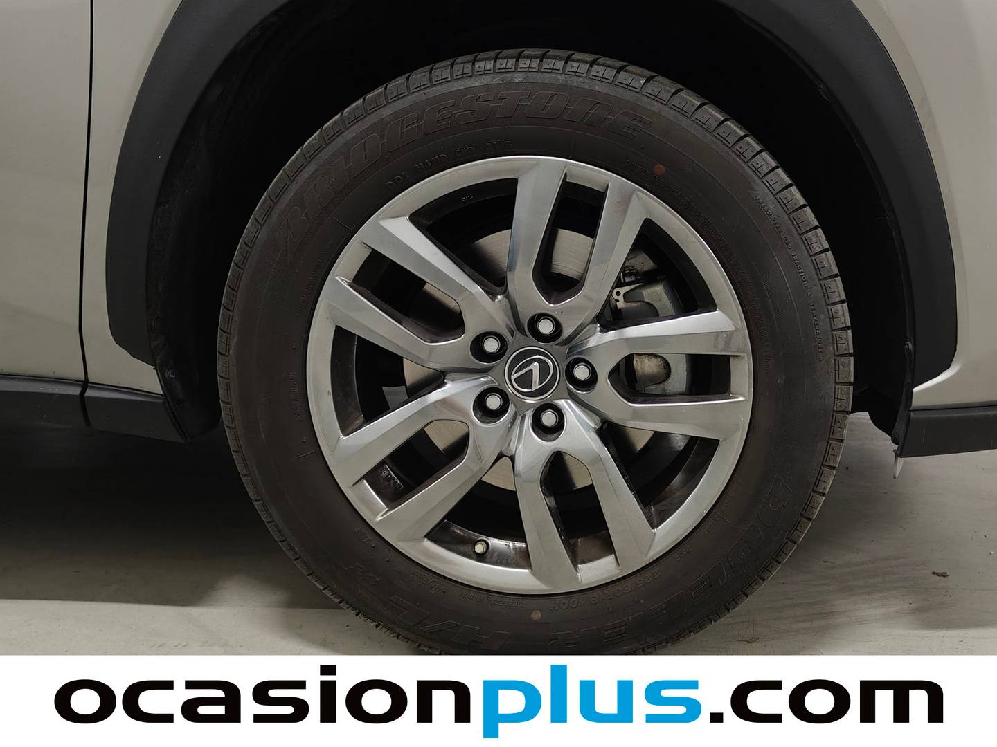 Lexus NX Lexus NX NX 300h Luxury 4WD (197 CV) 197cv
