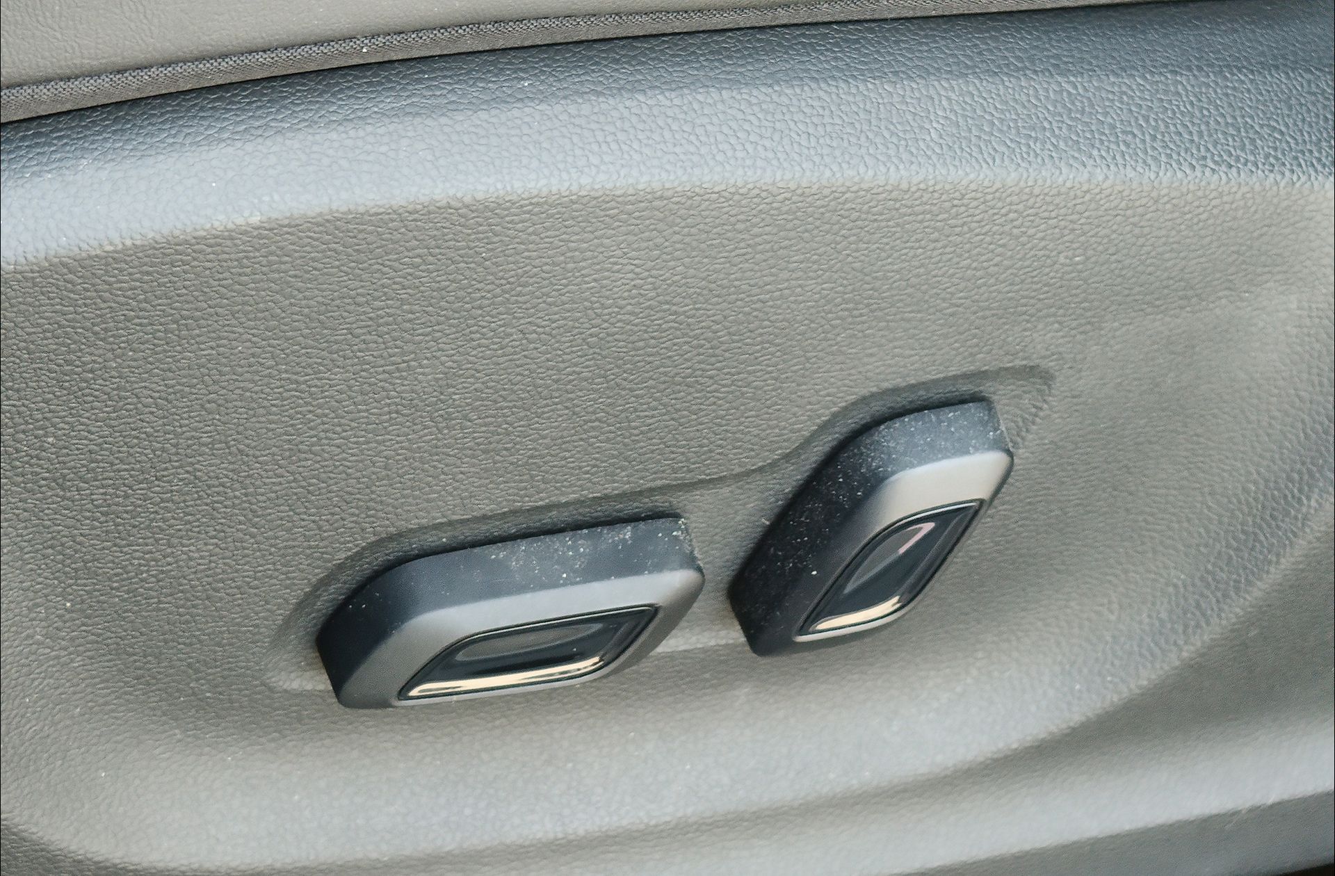 MG ZS 1.5 Luxury - foto 13