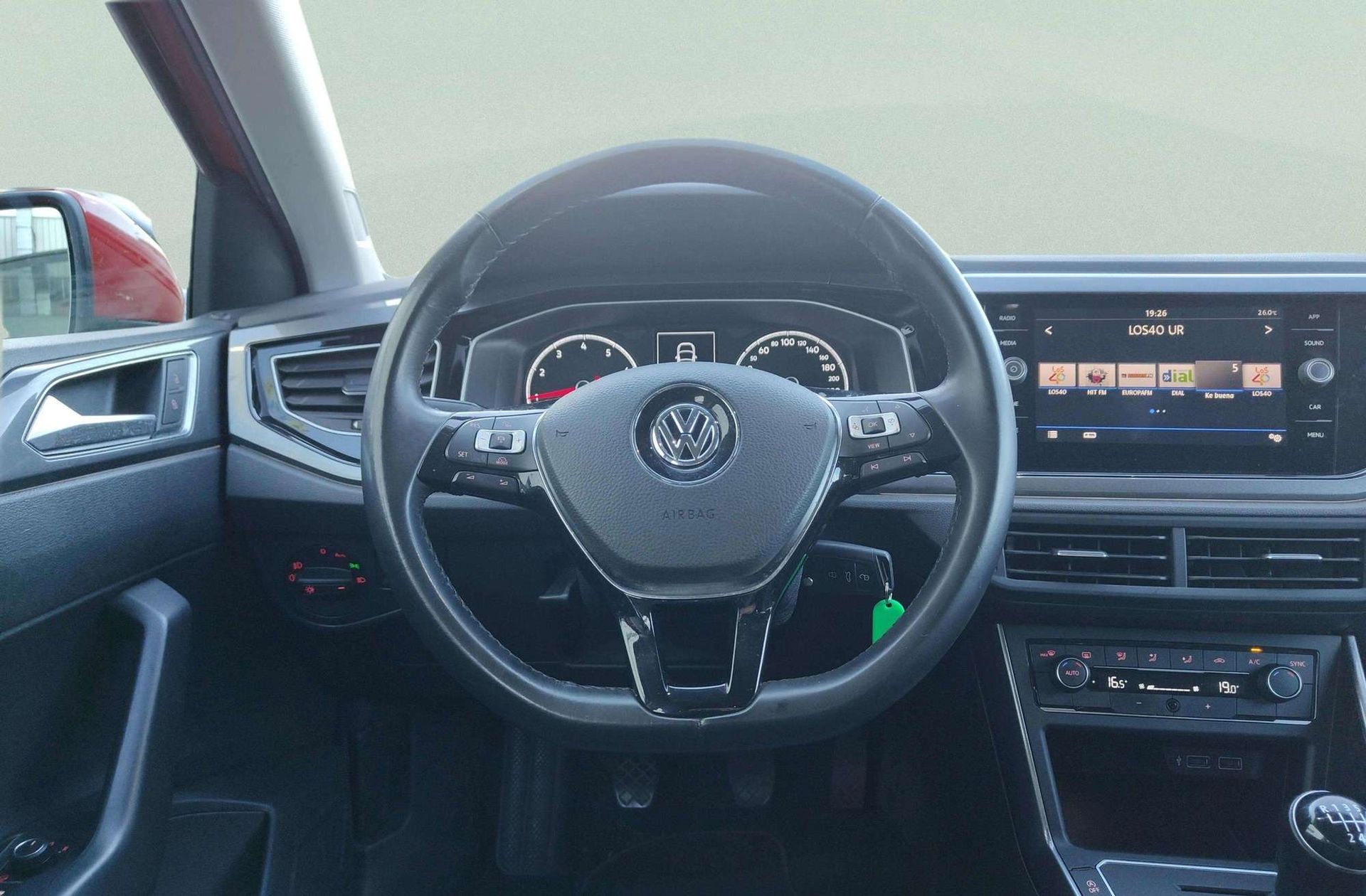 Volkswagen Polo Sport 1.0 TSI - foto 24