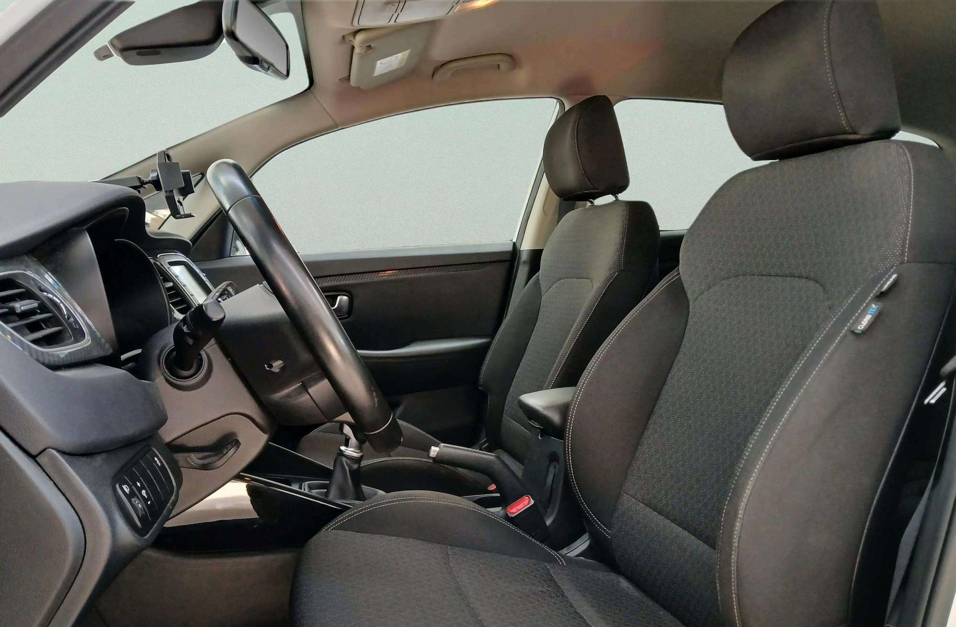 Kia Carens 1.6 GDi Drive 7 plazas - foto 12